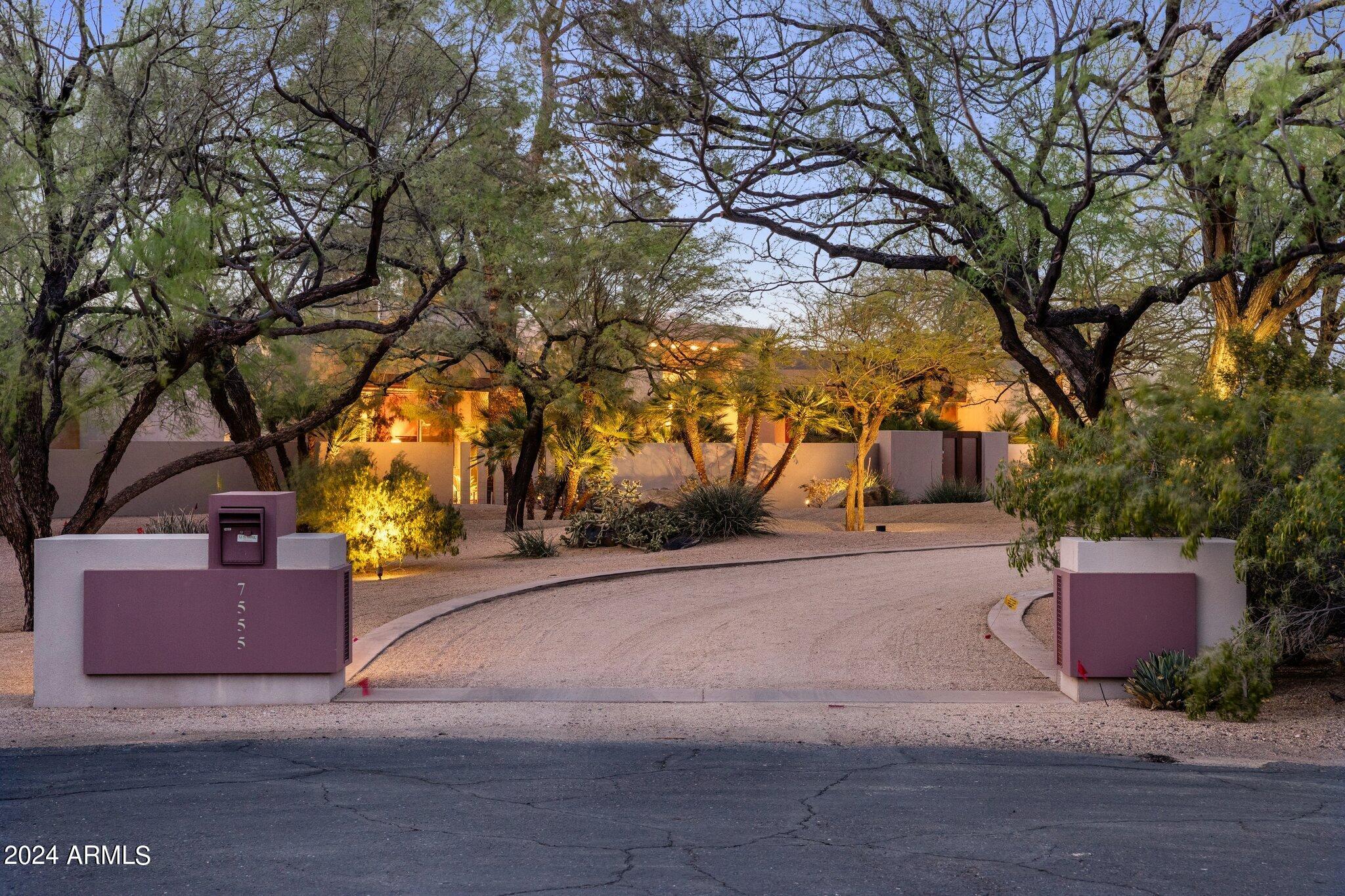 PARADISE COUNTRY CLUB ESTATES - Residential