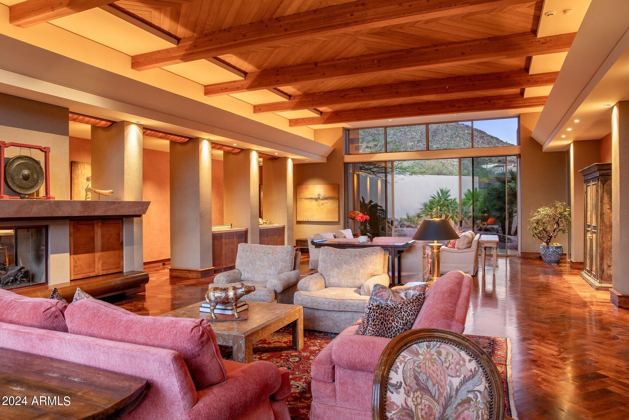PARADISE COUNTRY CLUB ESTATES - Residential