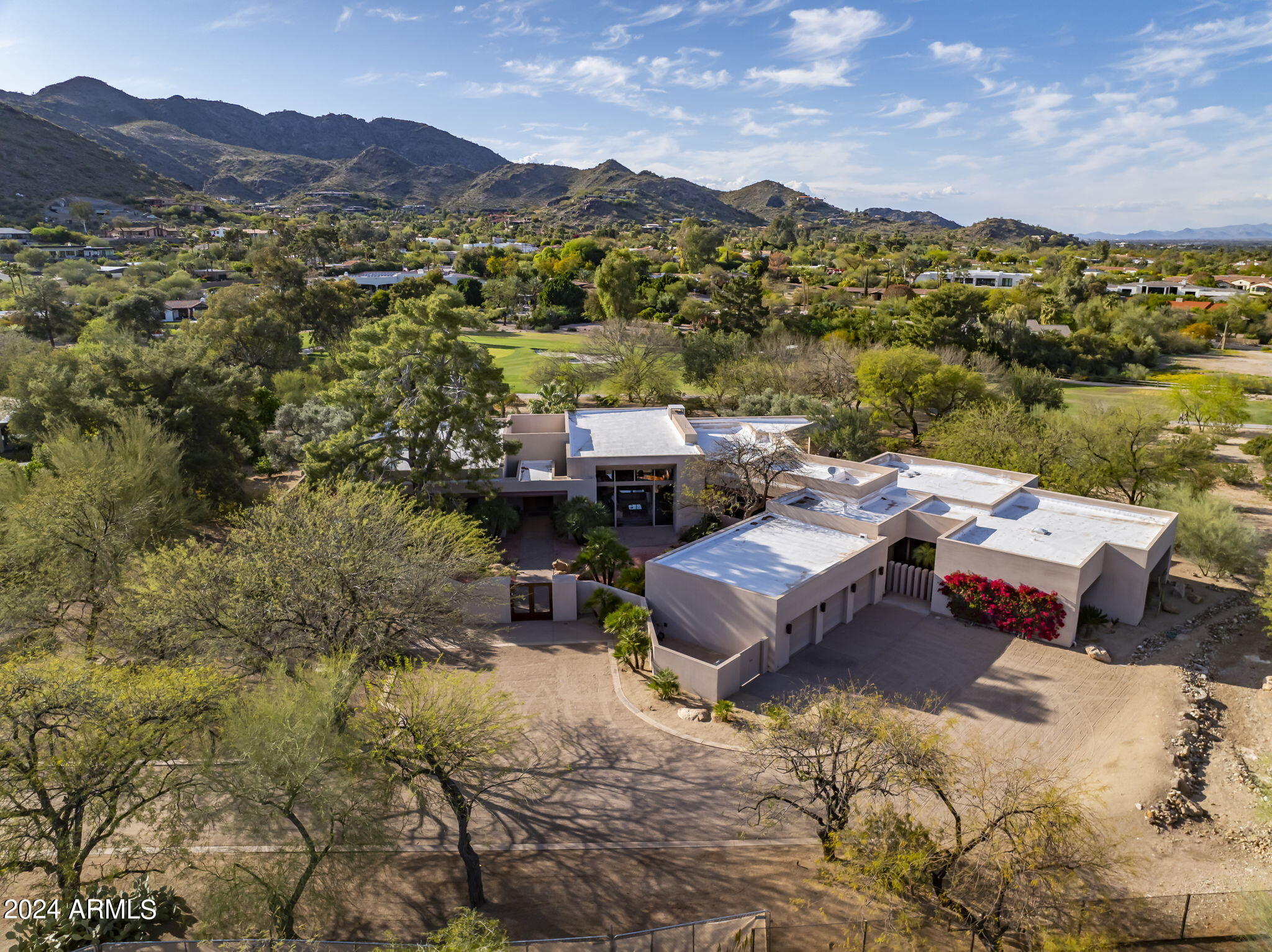 PARADISE COUNTRY CLUB ESTATES - Residential