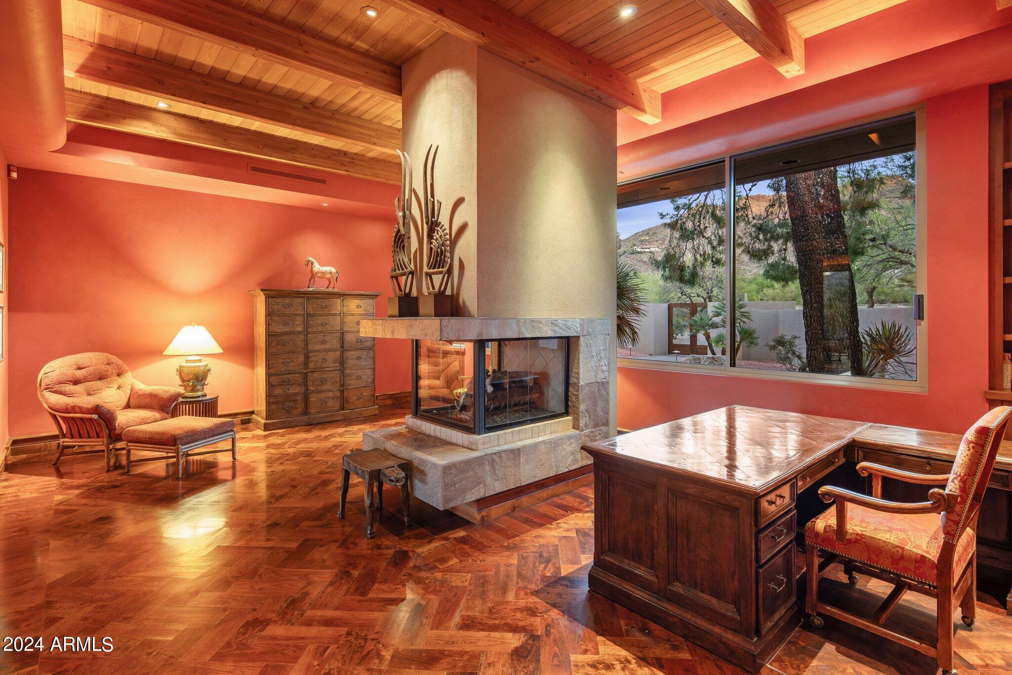 PARADISE COUNTRY CLUB ESTATES - Residential