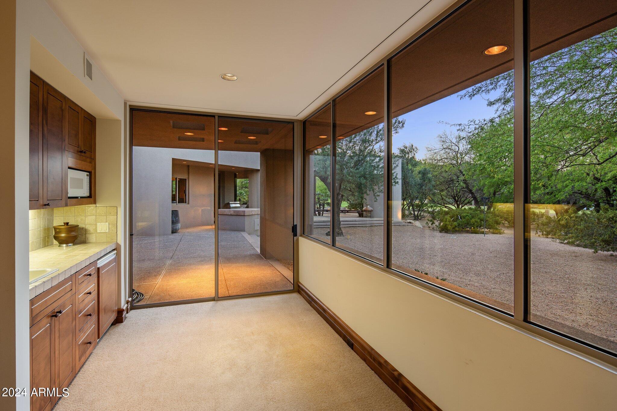 PARADISE COUNTRY CLUB ESTATES - Residential
