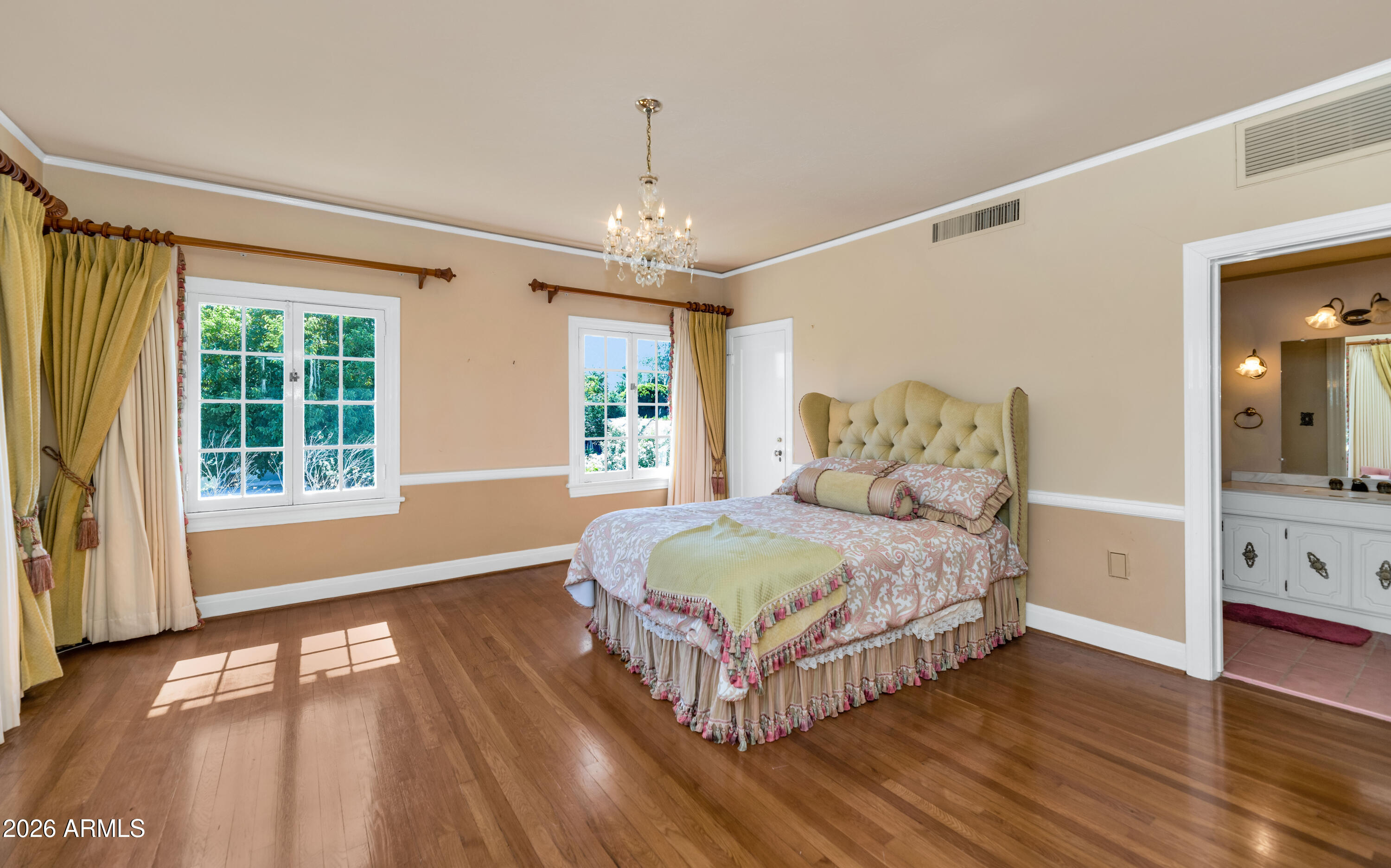 COUNTRY CLUB PLACE - Residential