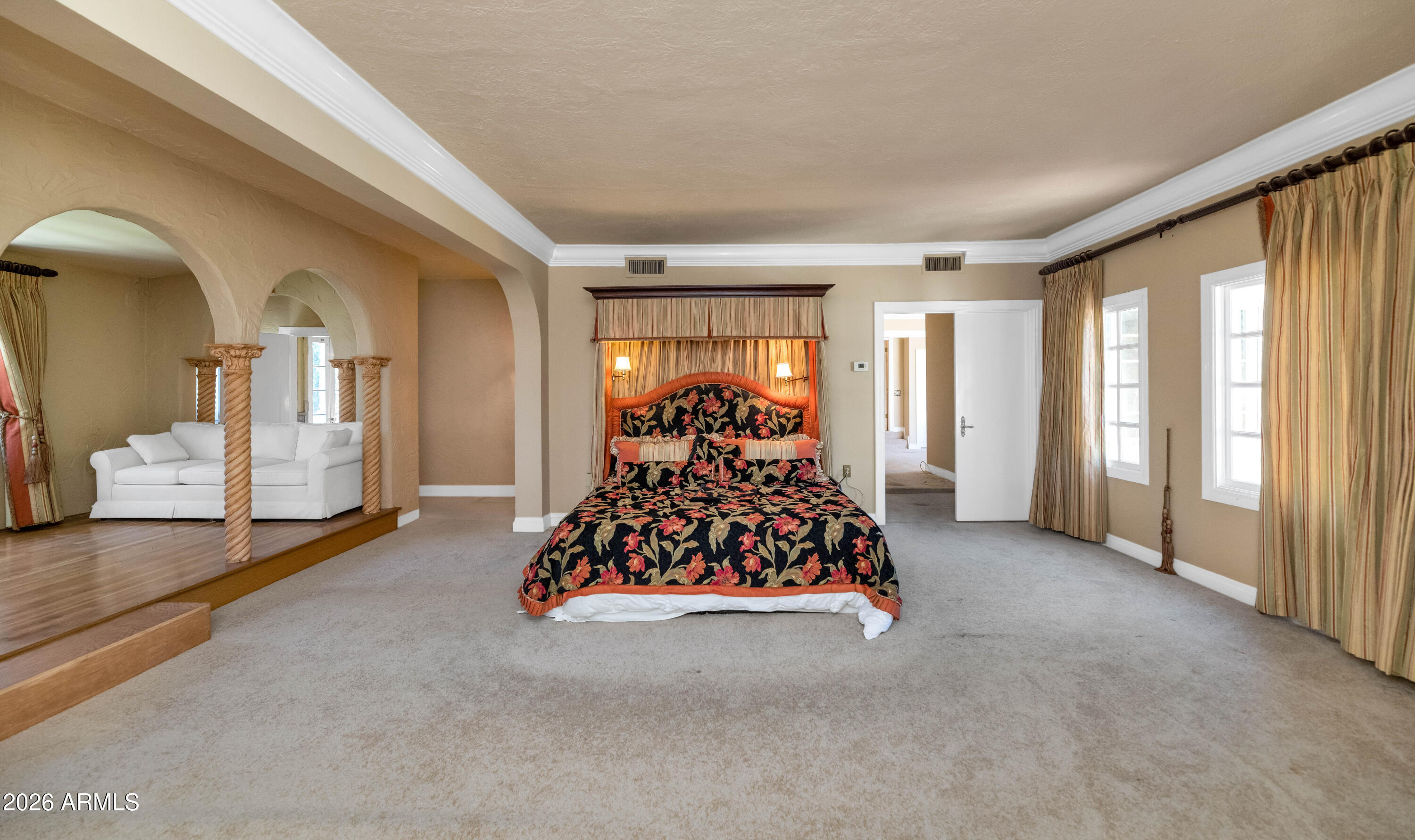 COUNTRY CLUB PLACE - Residential