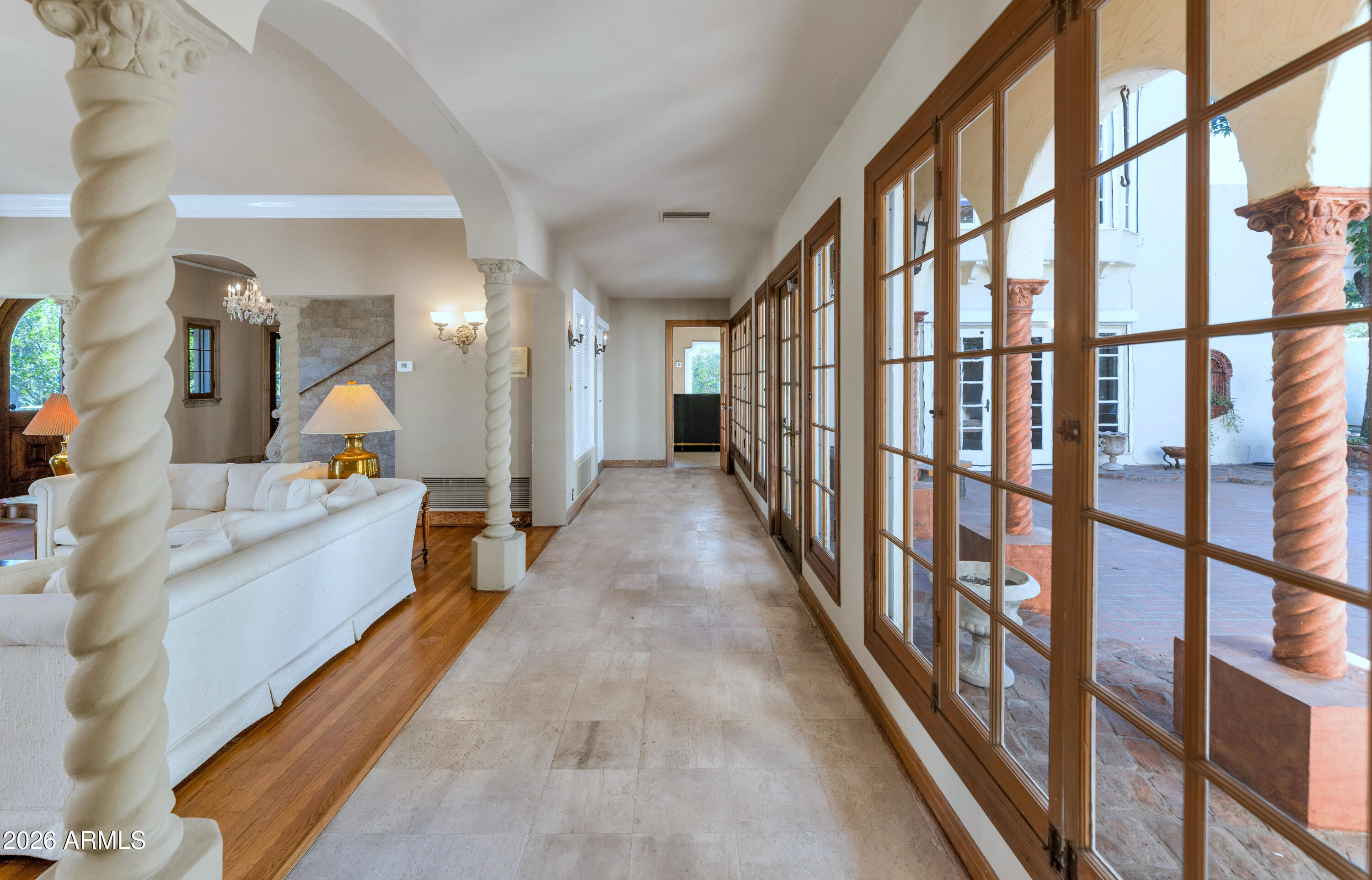 COUNTRY CLUB PLACE - Residential