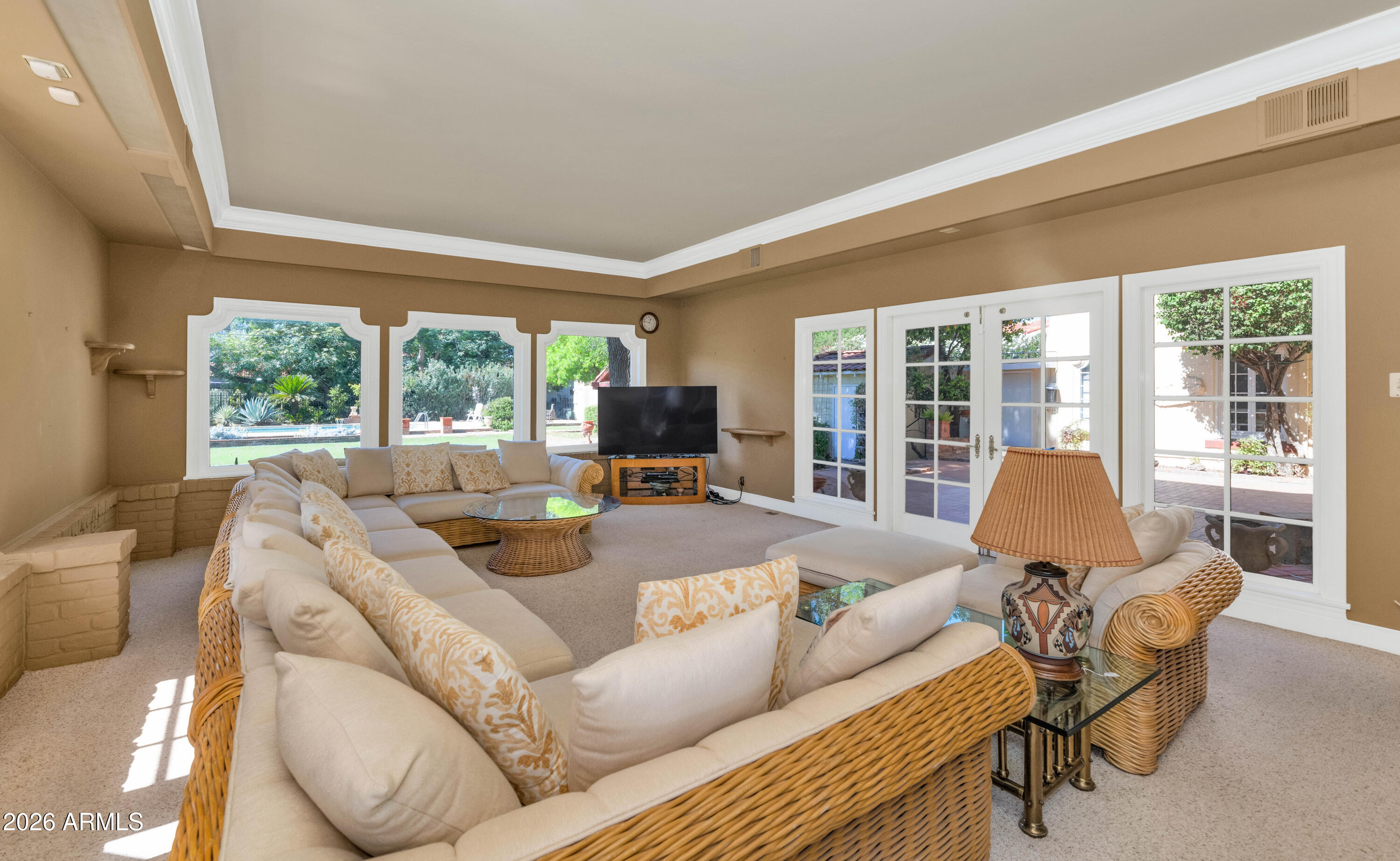 COUNTRY CLUB PLACE - Residential