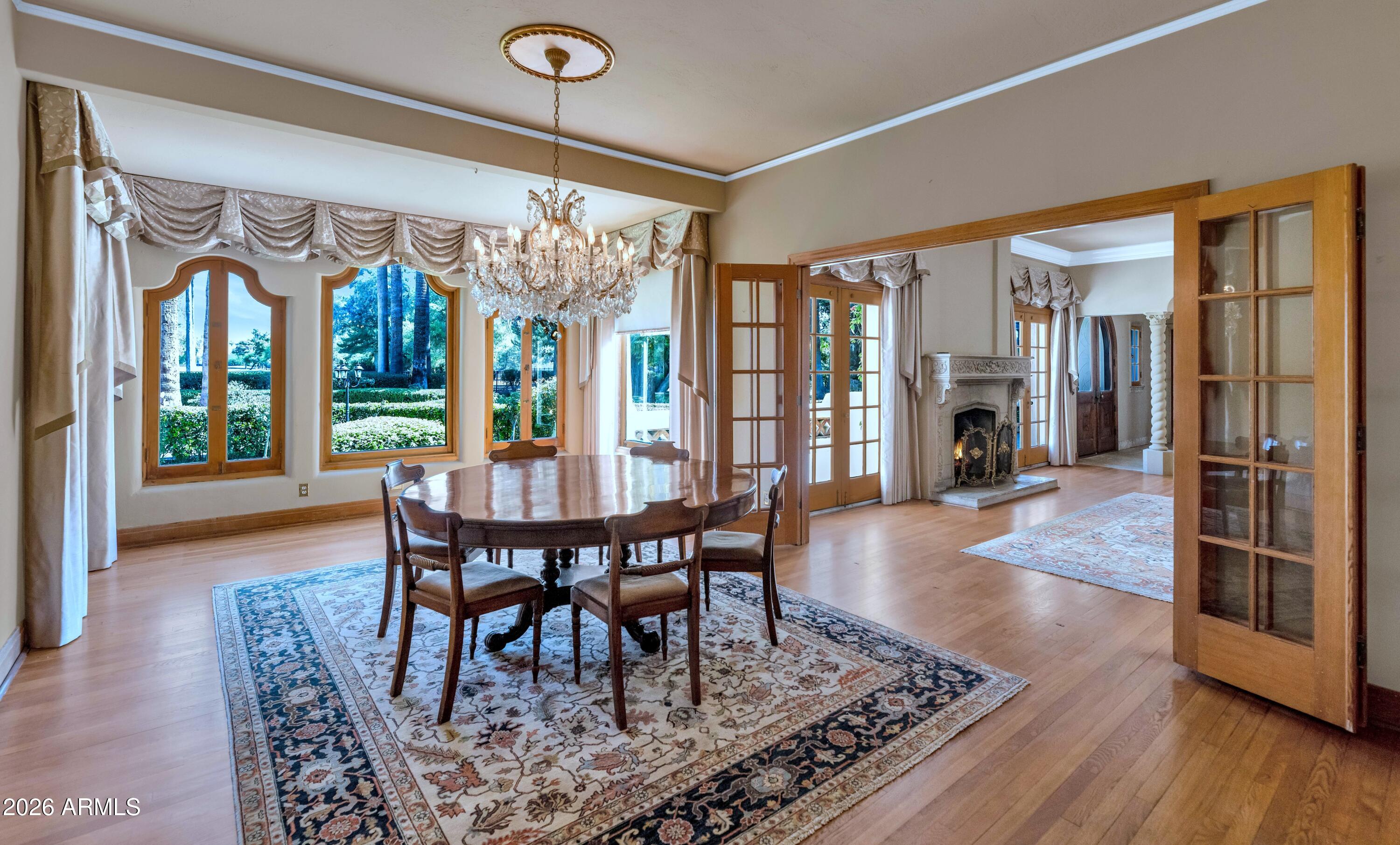COUNTRY CLUB PLACE - Residential