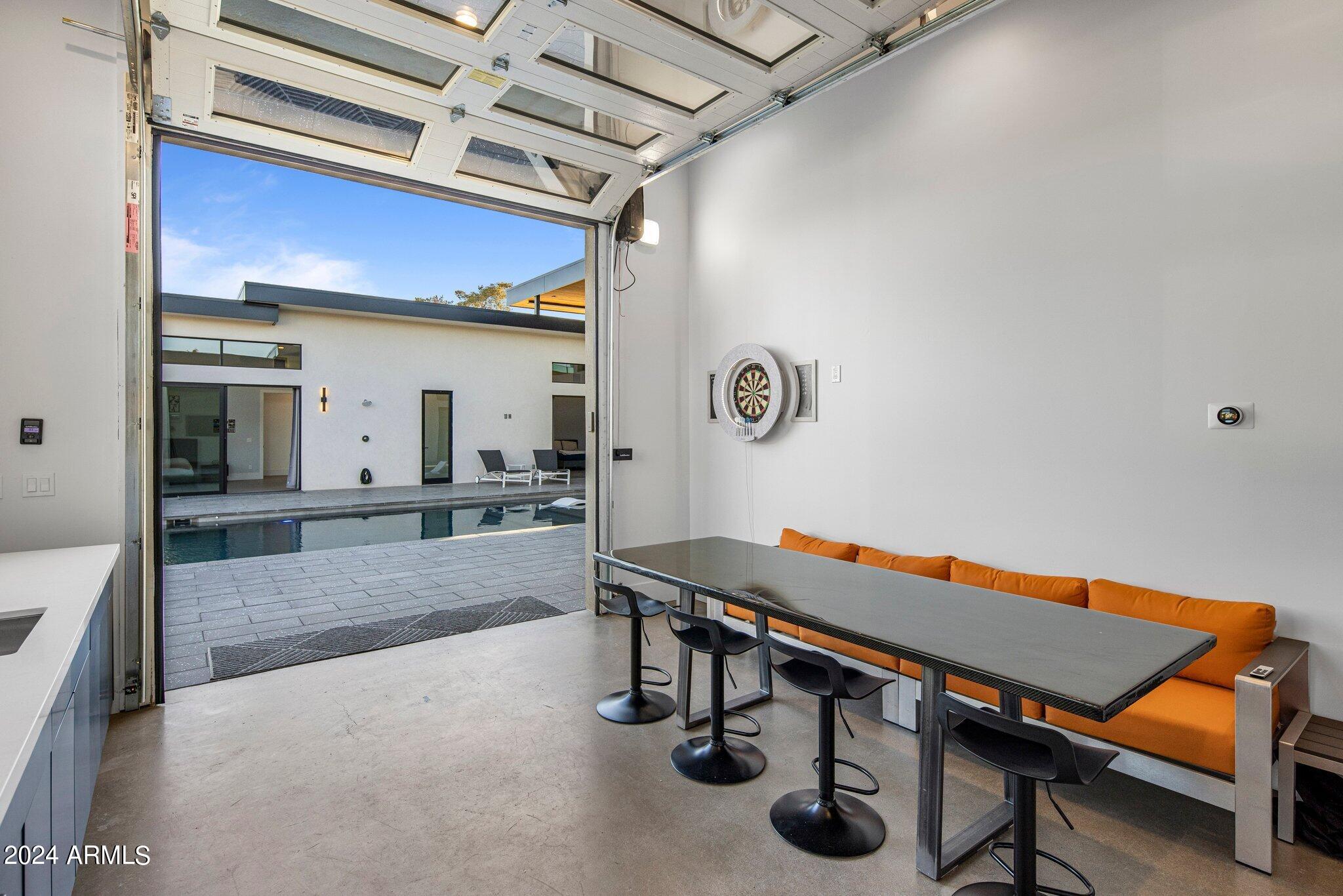 DESERT ESTATES 4 - Residential