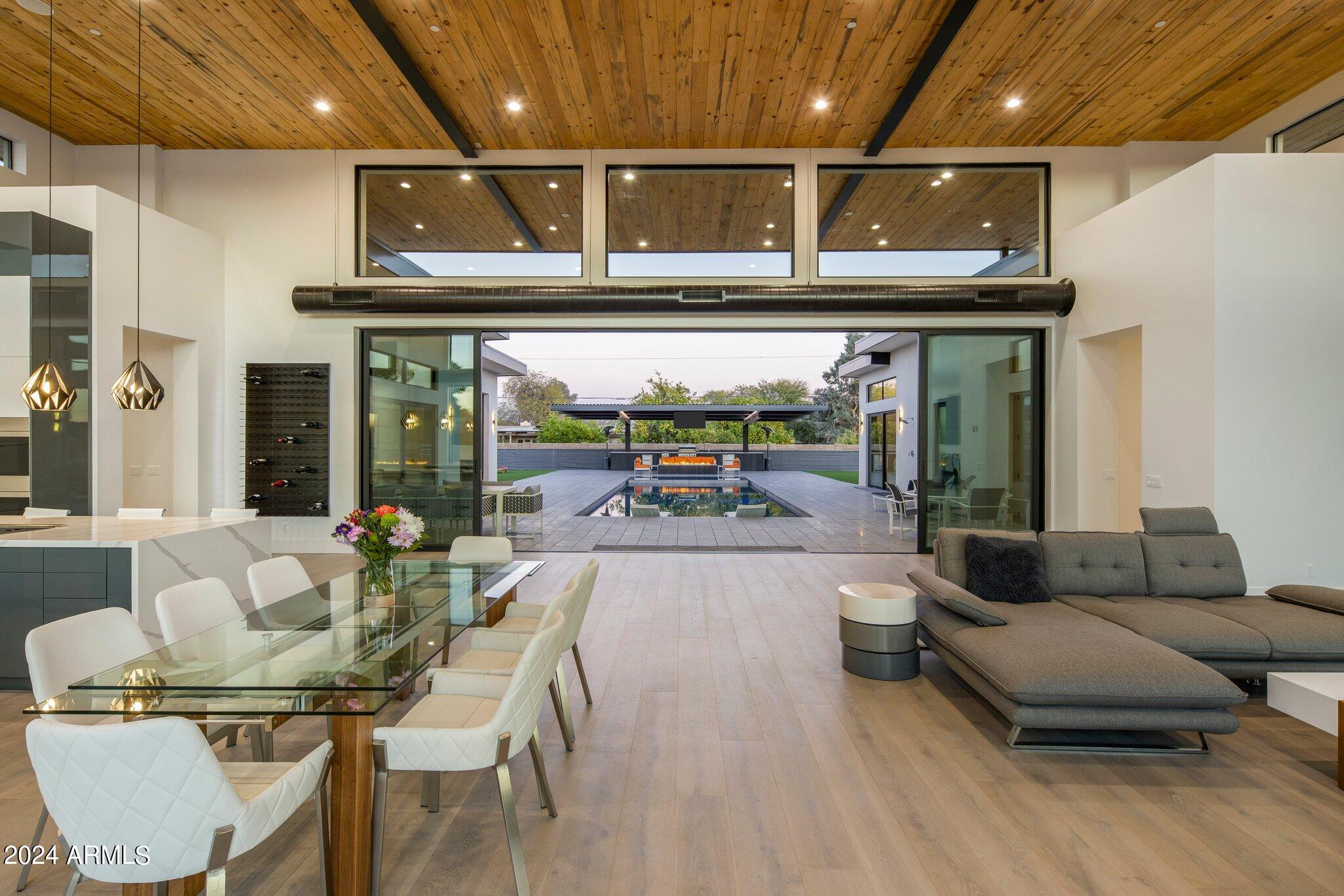 DESERT ESTATES 4 - Residential