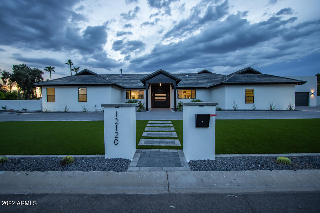 LAS SOMBRAS 2 - Residential
