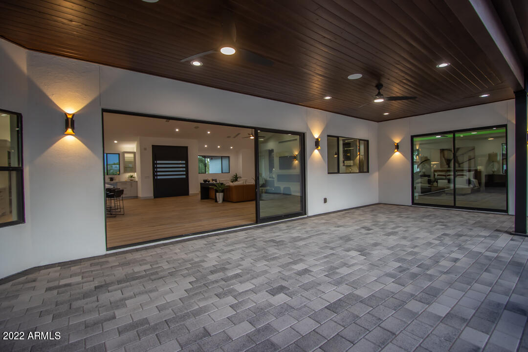 LAS SOMBRAS 2 - Residential