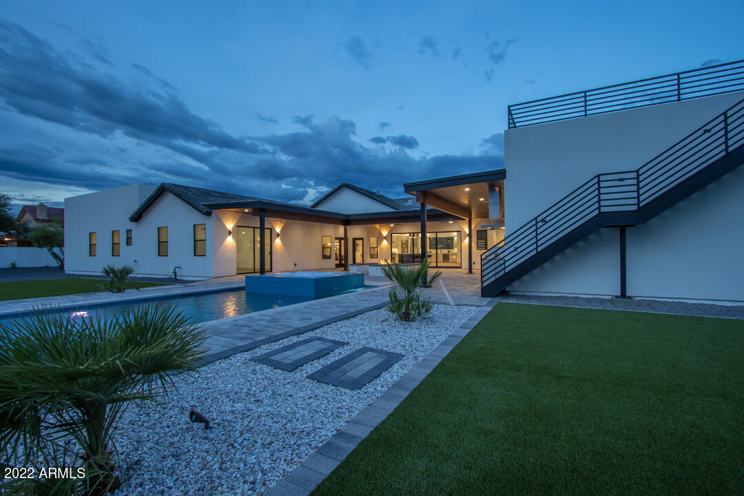 LAS SOMBRAS 2 - Residential