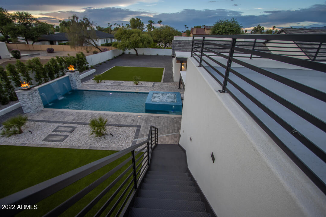 LAS SOMBRAS 2 - Residential