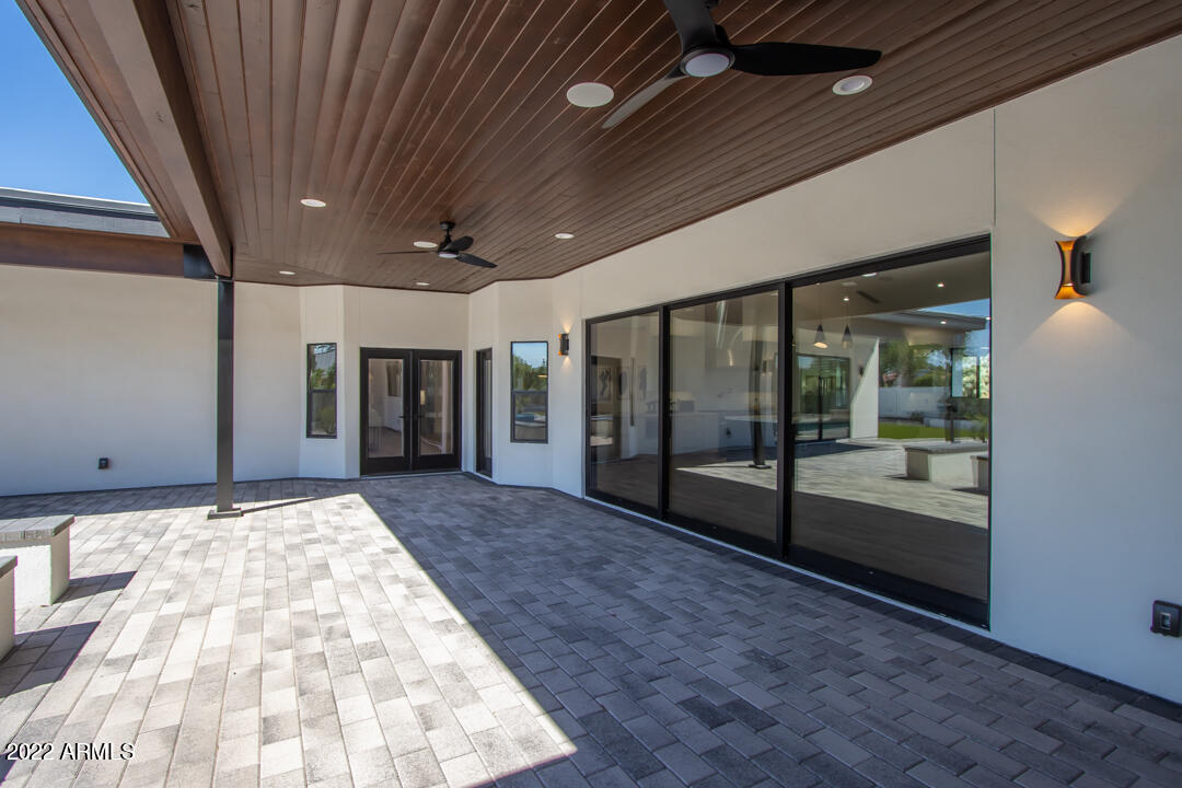 LAS SOMBRAS 2 - Residential