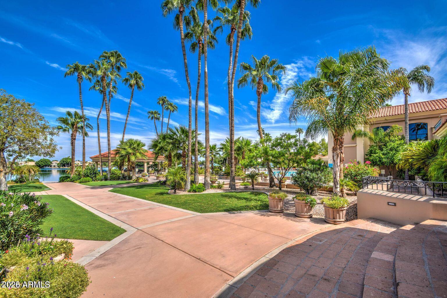 LA JOLLA VILLAGE LOT 1-86 TR A-E G - Residential