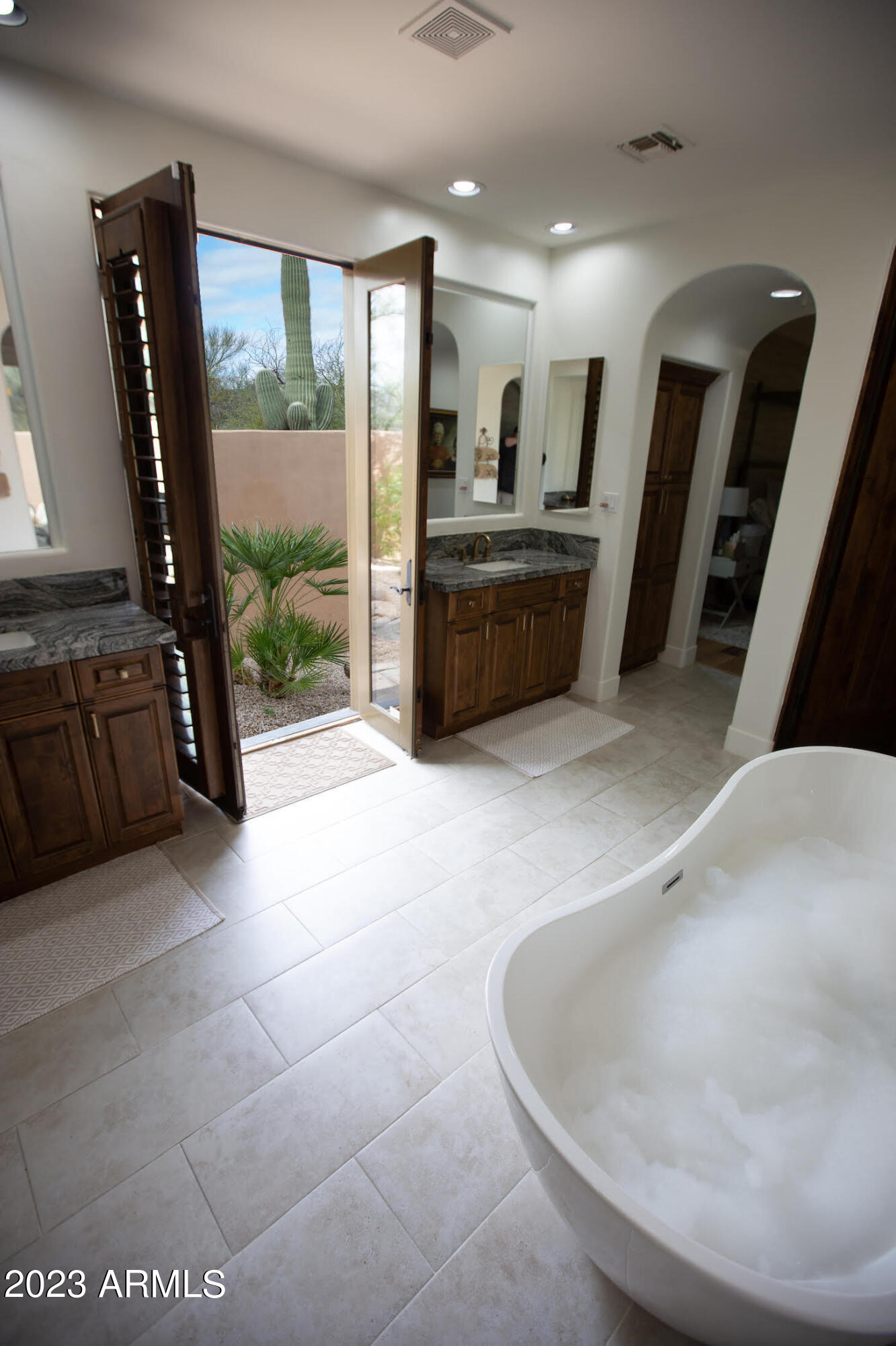 DC RANCH - Residential
