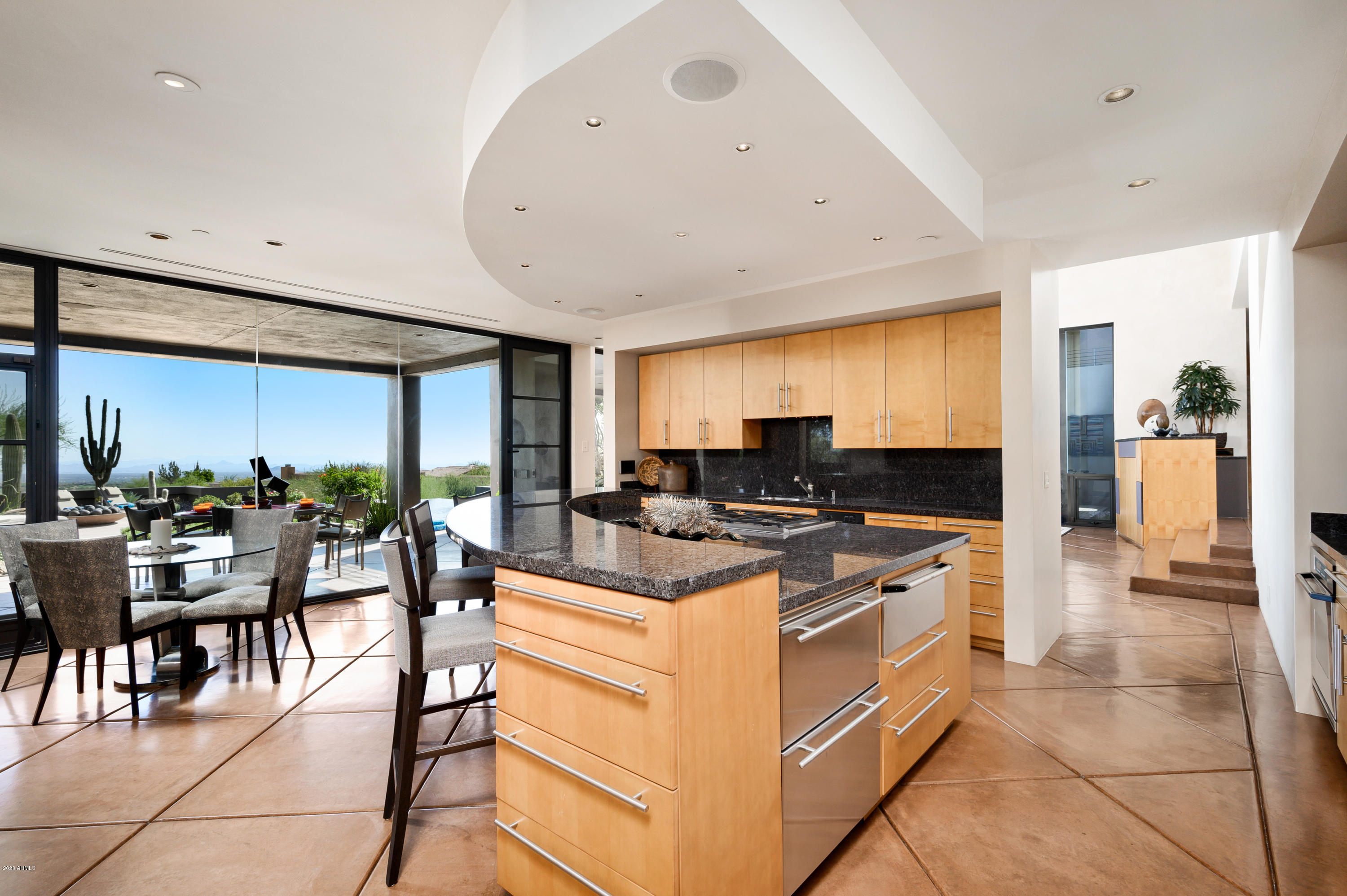 DESERT MOUNTAIN - Residential