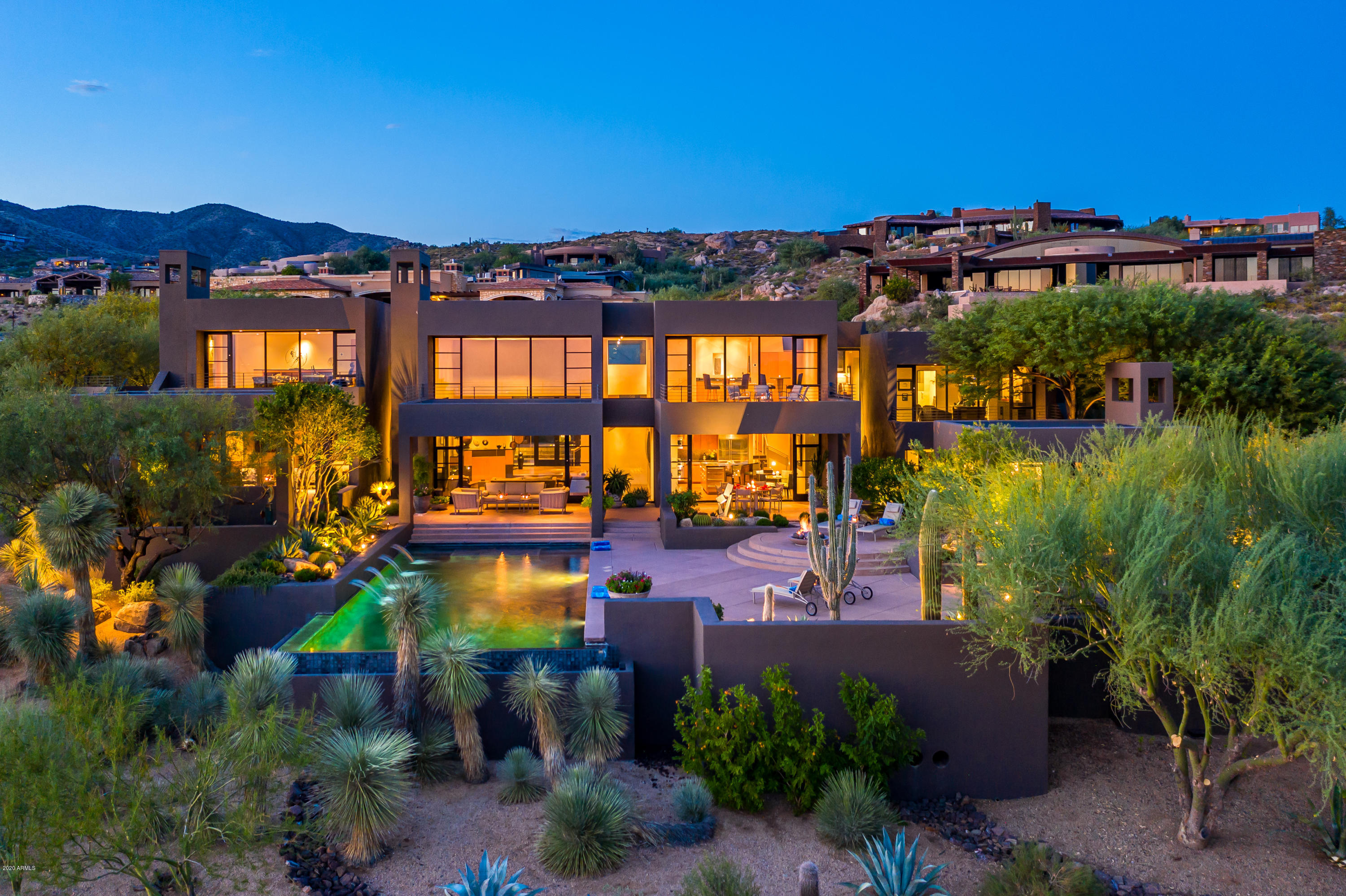DESERT MOUNTAIN - Residential