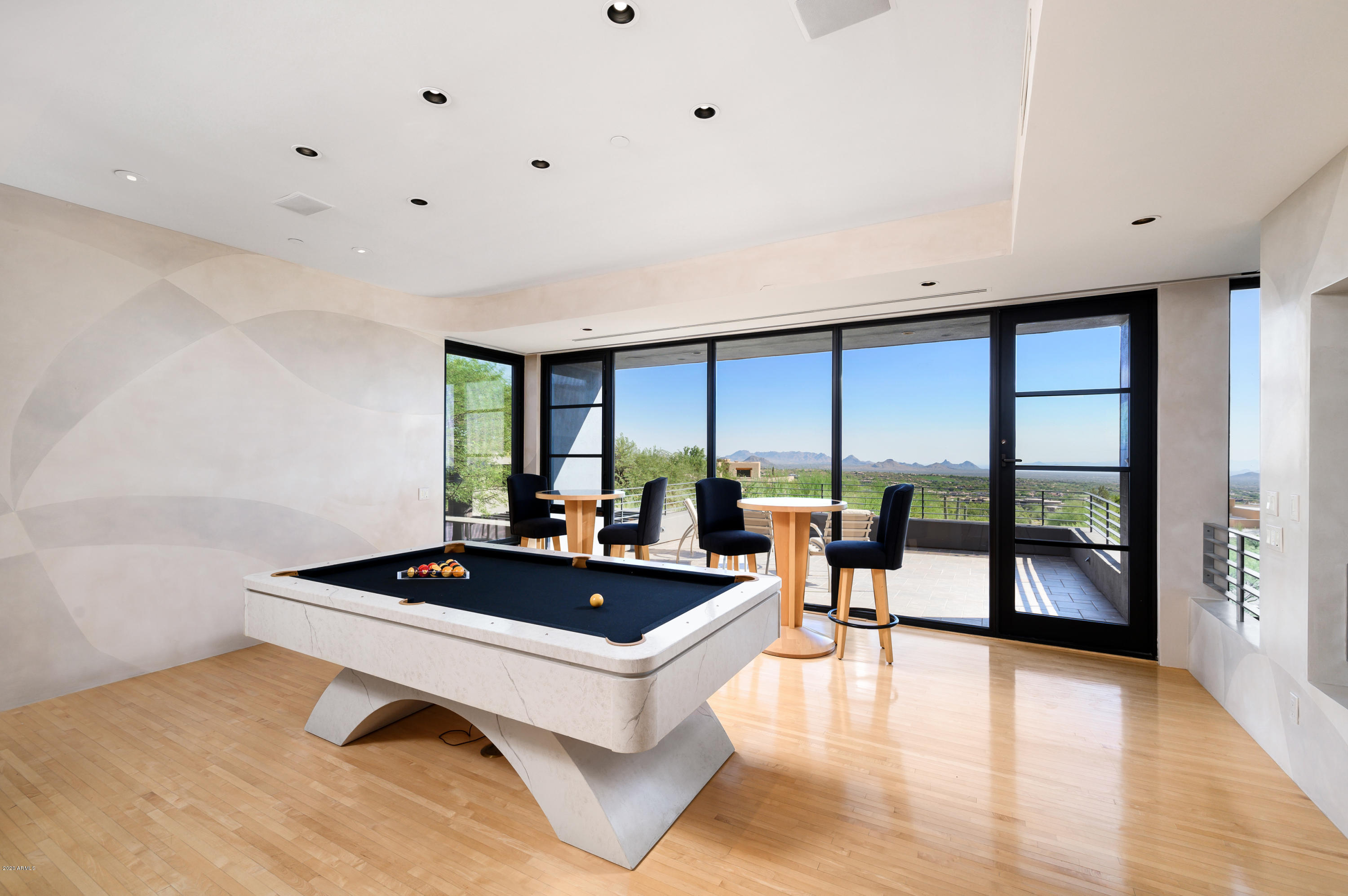 DESERT MOUNTAIN - Residential