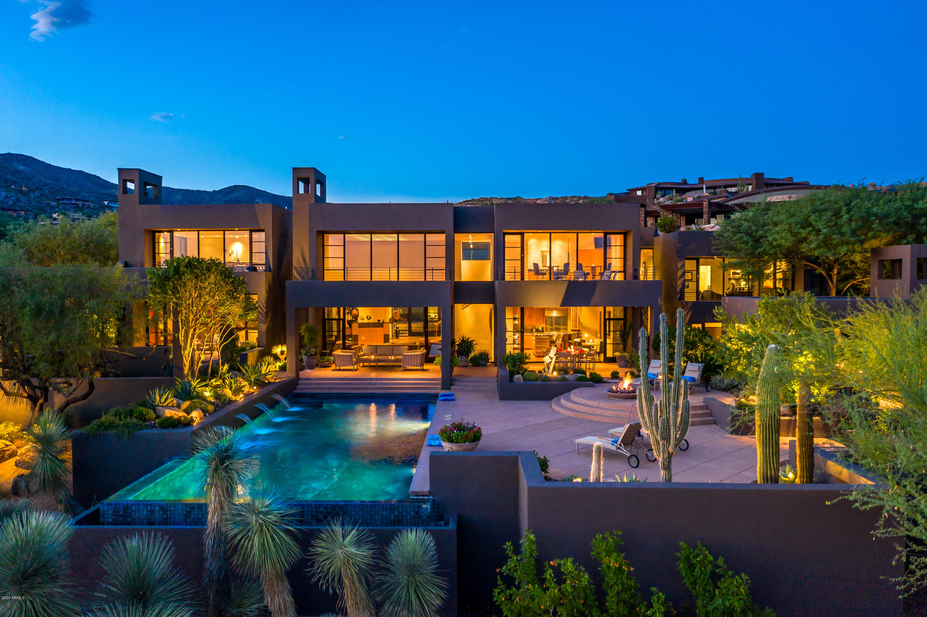 DESERT MOUNTAIN - Residential