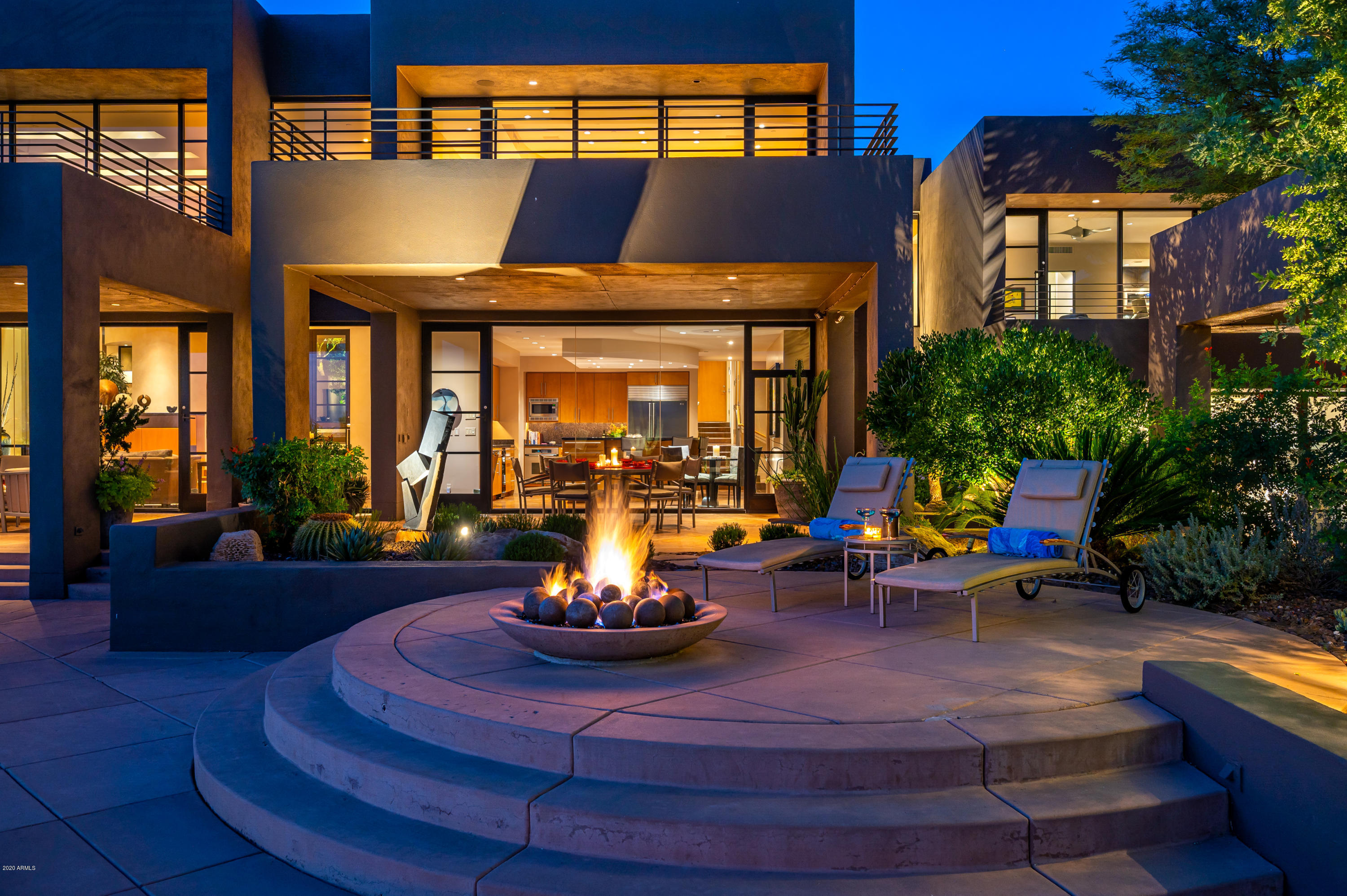 DESERT MOUNTAIN - Residential