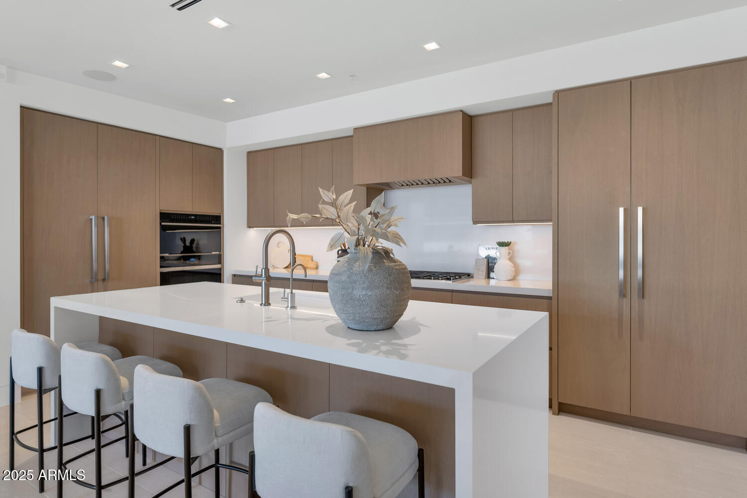 7000 EAST LINCOLN VILLAS CONDOMINIUM 1 - Residential
