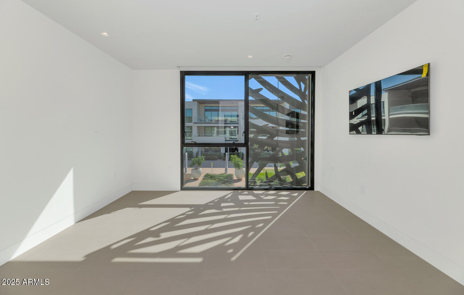 7000 EAST LINCOLN VILLAS CONDOMINIUM 1 - Residential