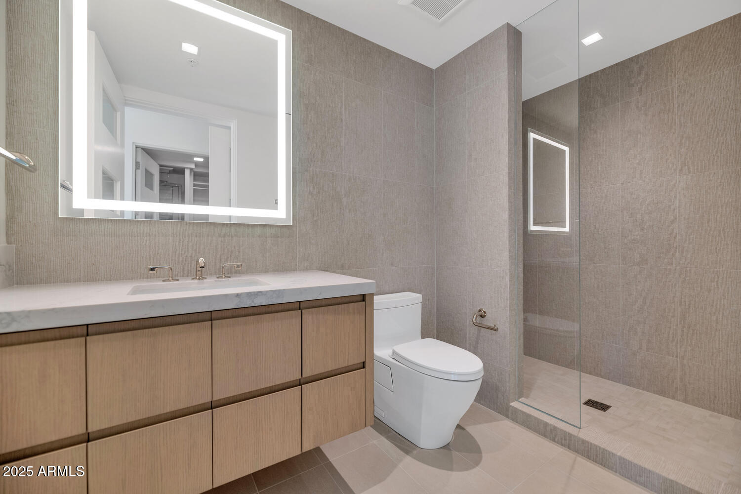 7000 EAST LINCOLN VILLAS CONDOMINIUM 1 - Residential