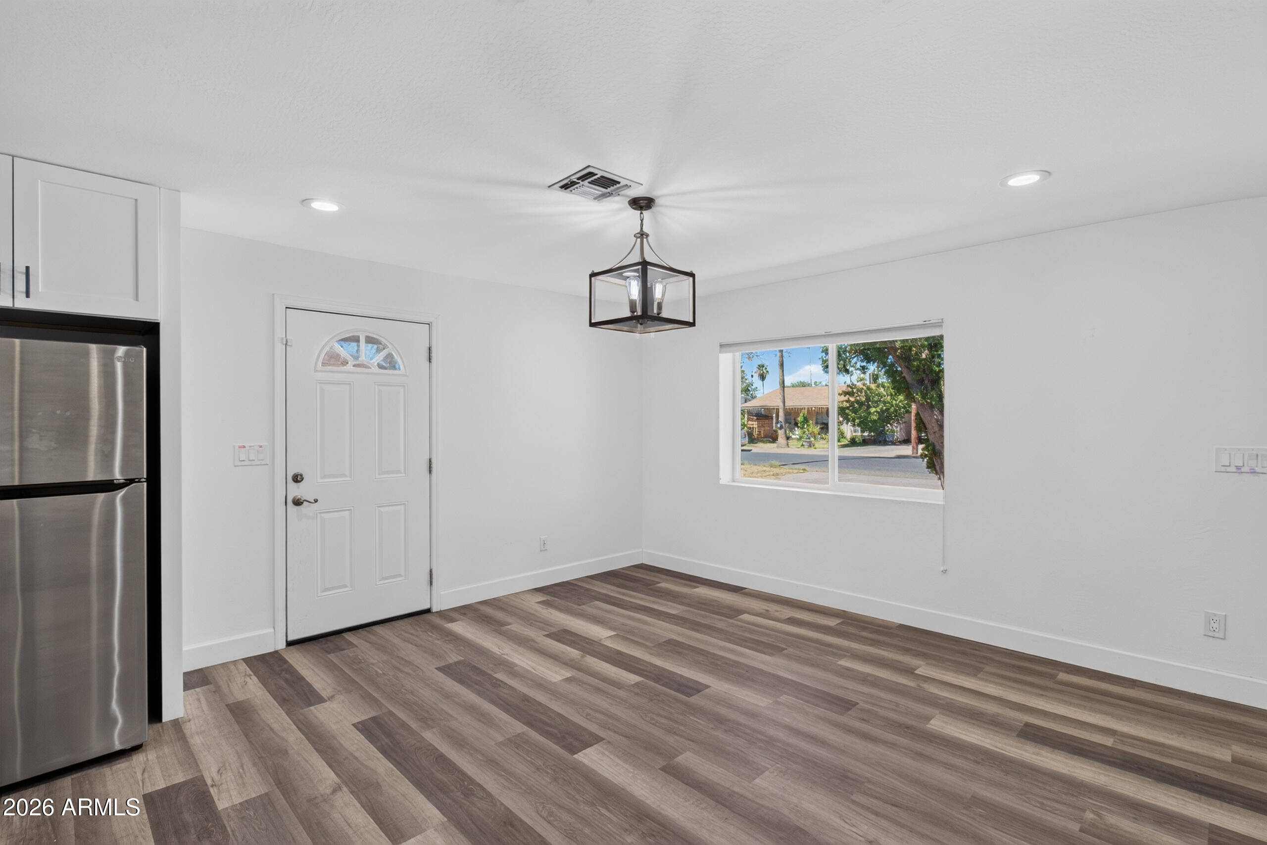 OAK PARK MANOR - Residential