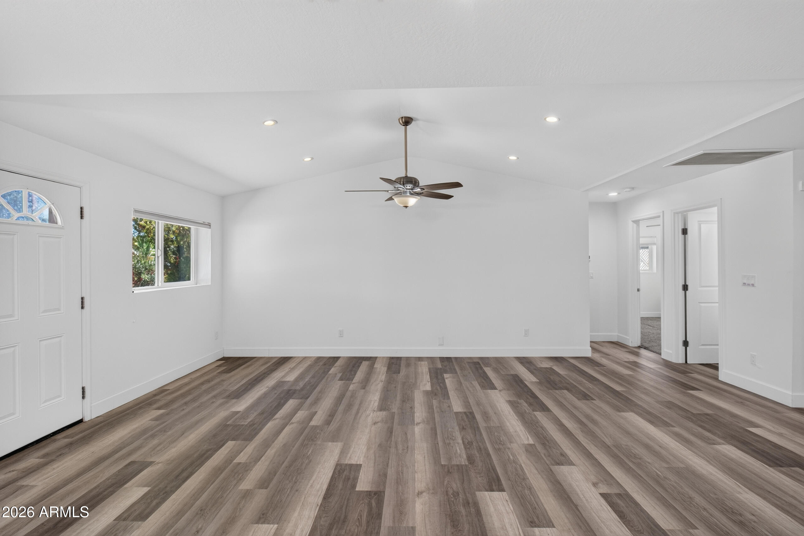 OAK PARK MANOR - Residential