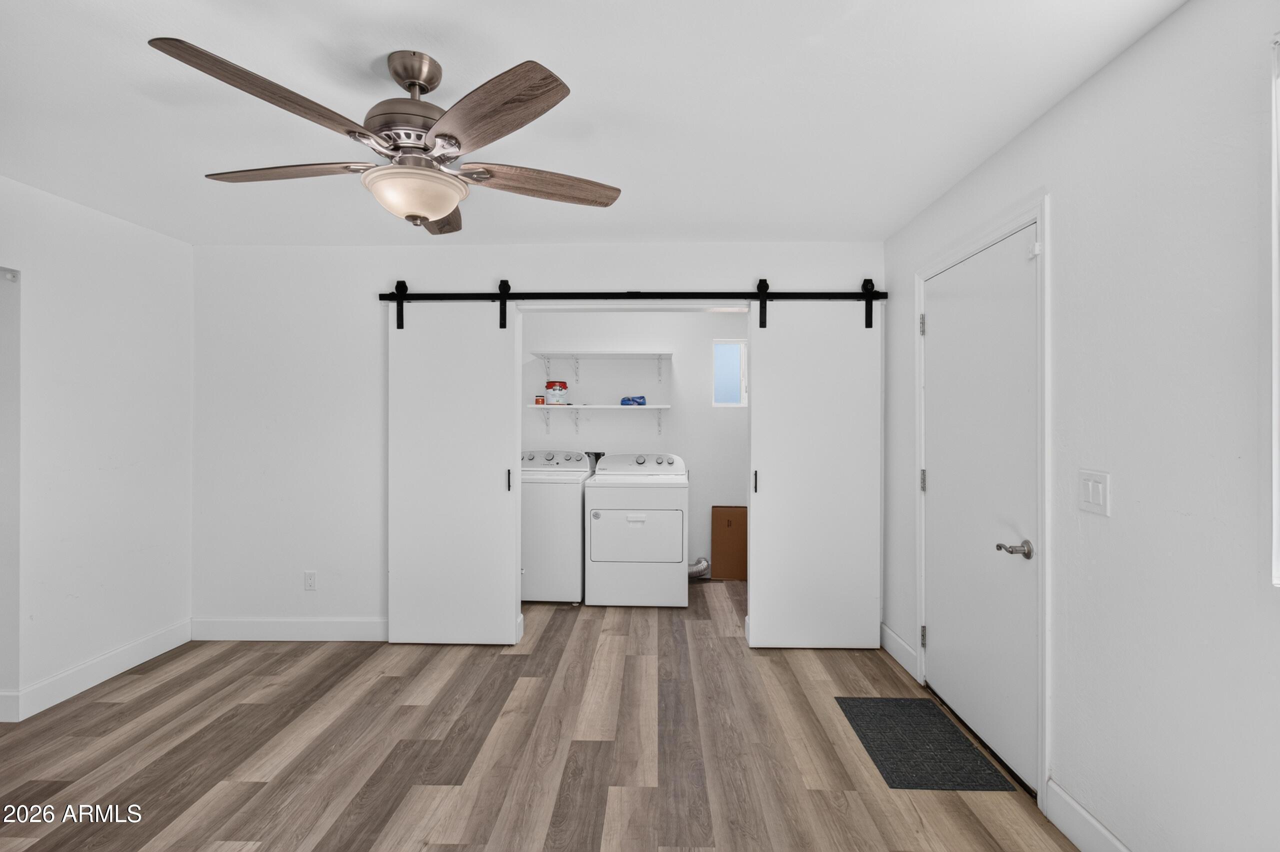 OAK PARK MANOR - Residential
