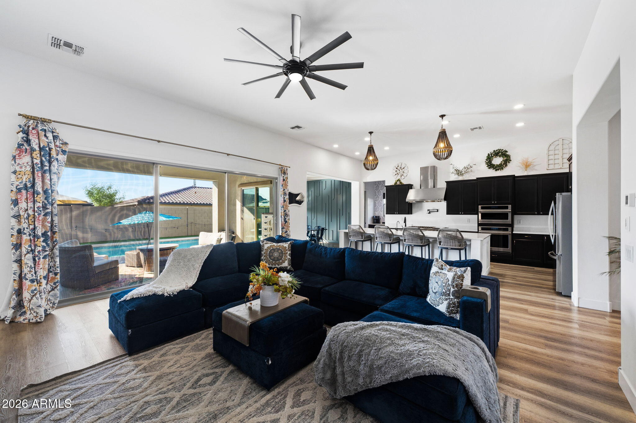 EASTMARK DEVELOPMENT UNIT 5/6 SOUTH PRCLS 6-16 6- - Residential