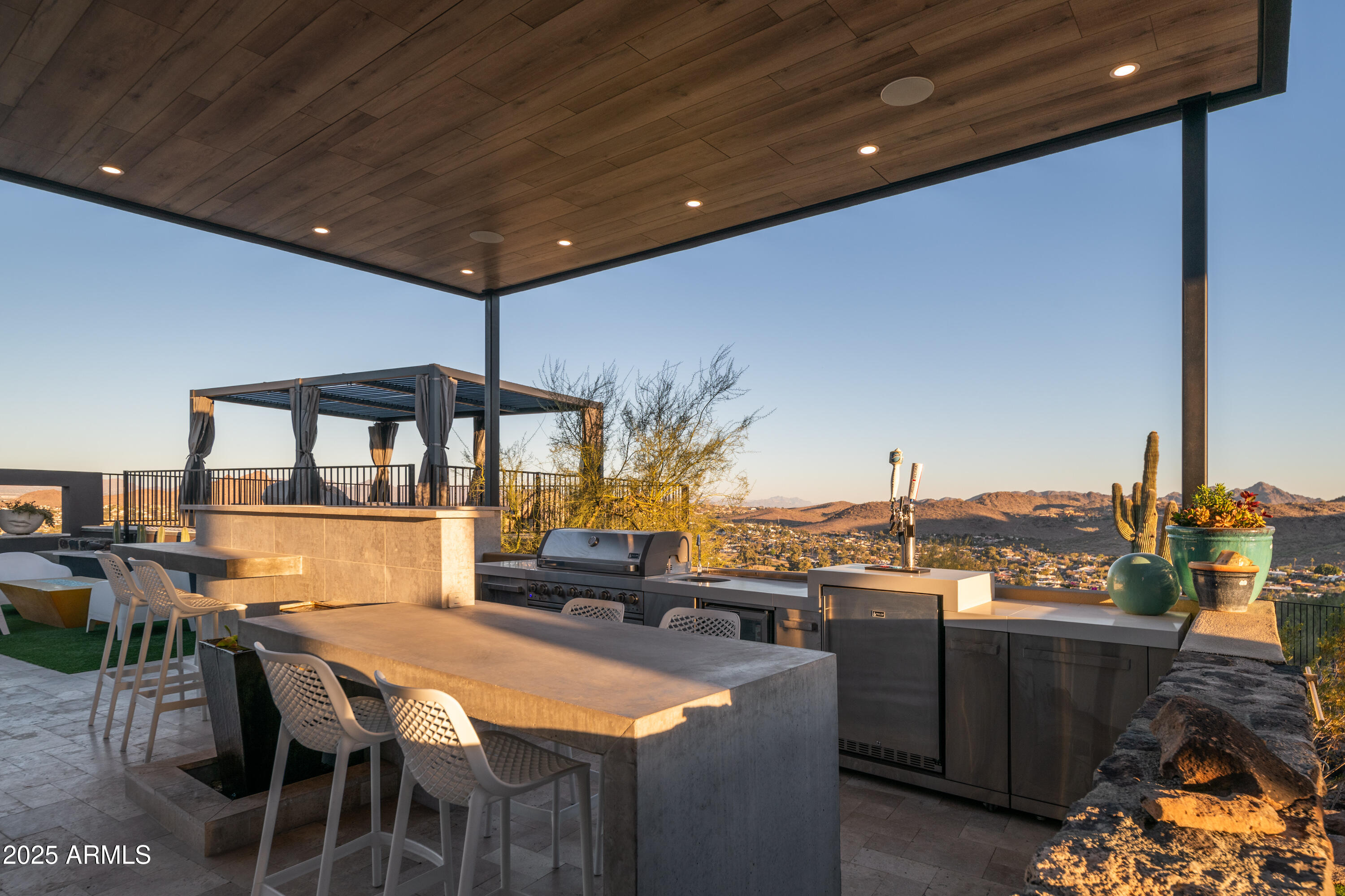 Moon Mountain Estates - Residential