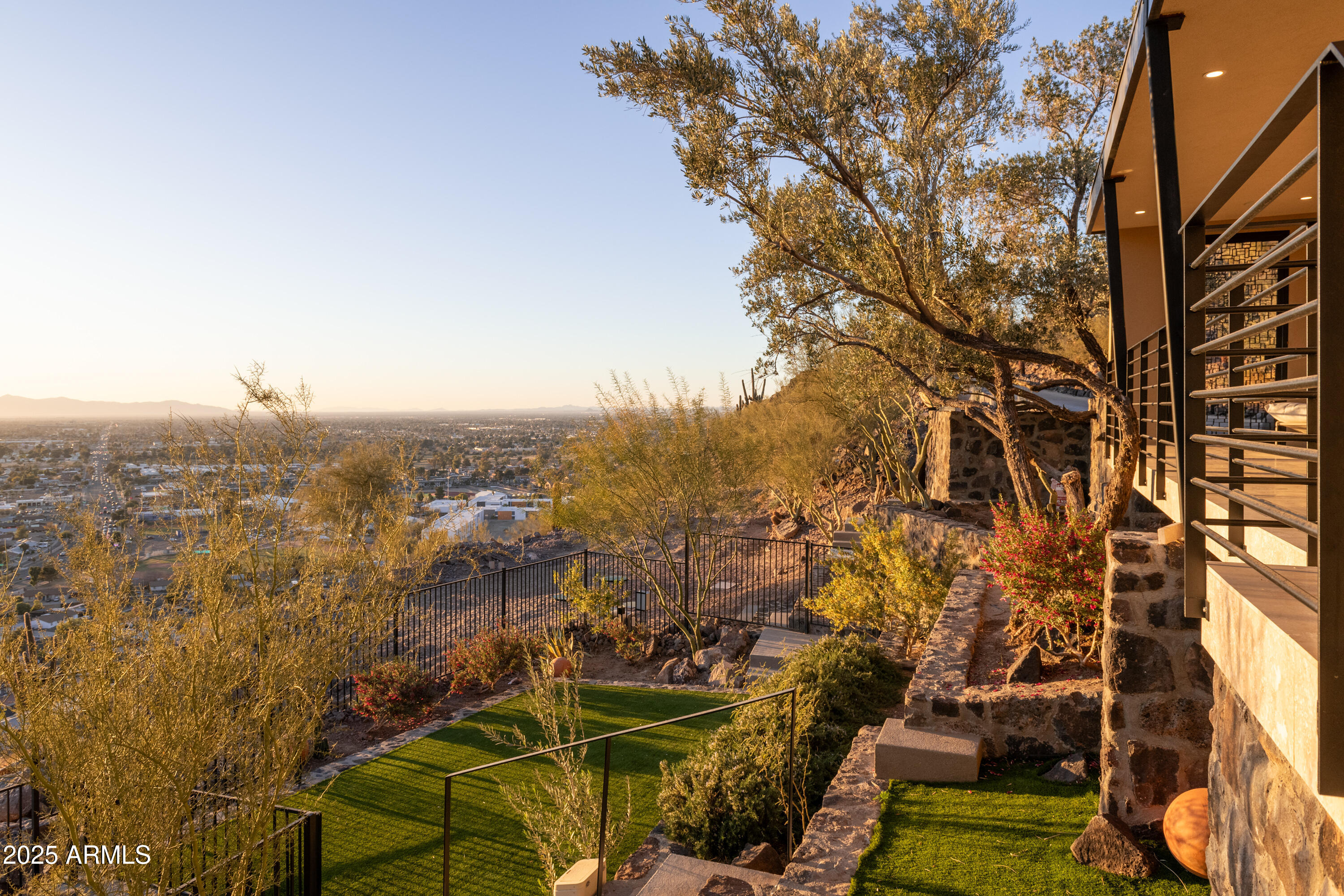 Moon Mountain Estates - Residential