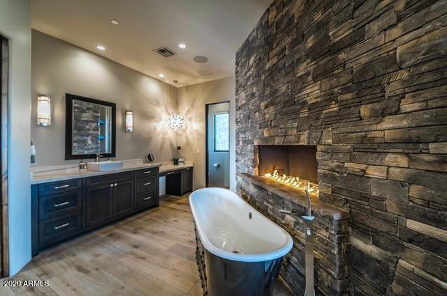 CRESTVIEW AT FOUNTAIN HILLS - Residential