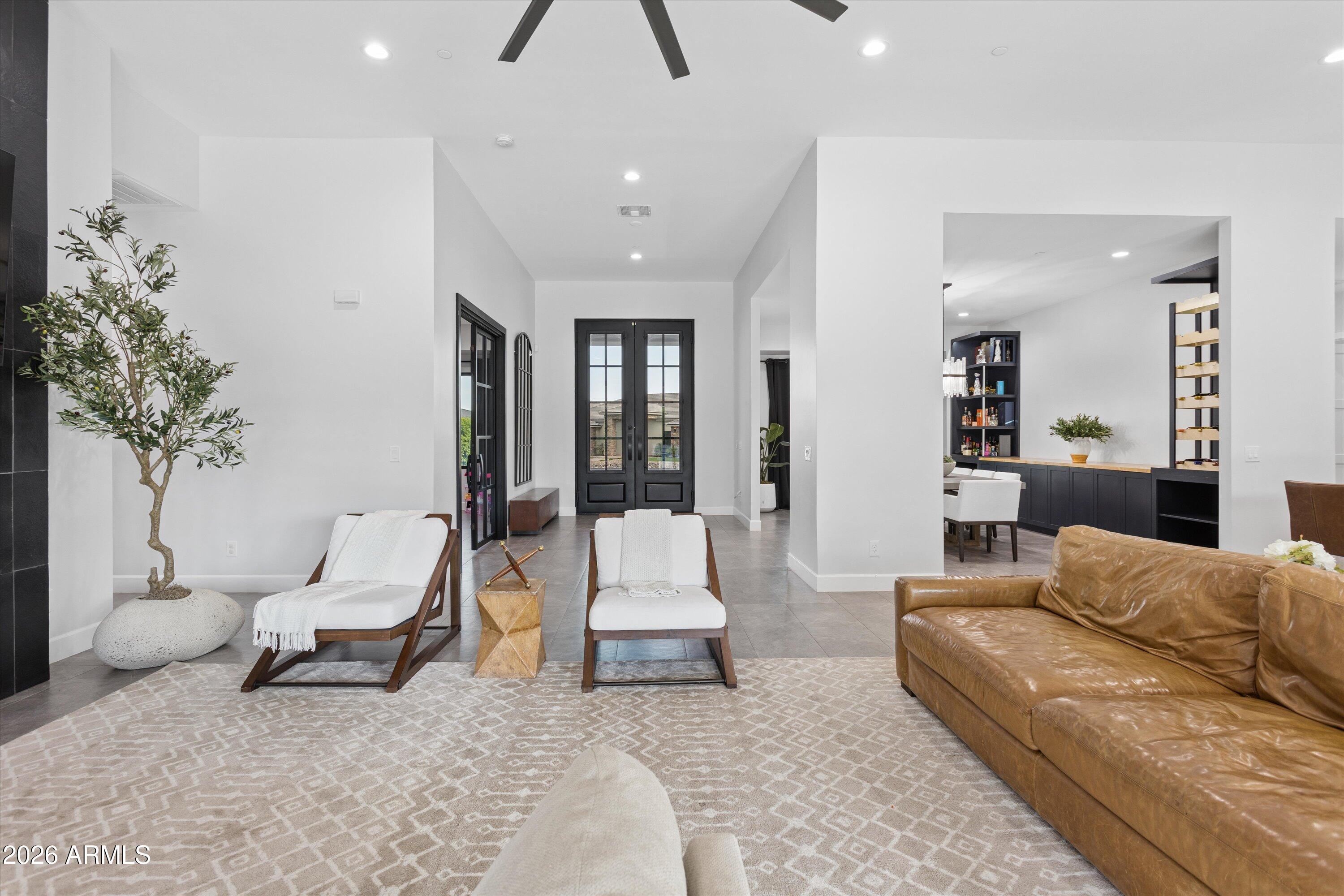 RUSSELL RANCH PHASE 3 REPLAT - Residential