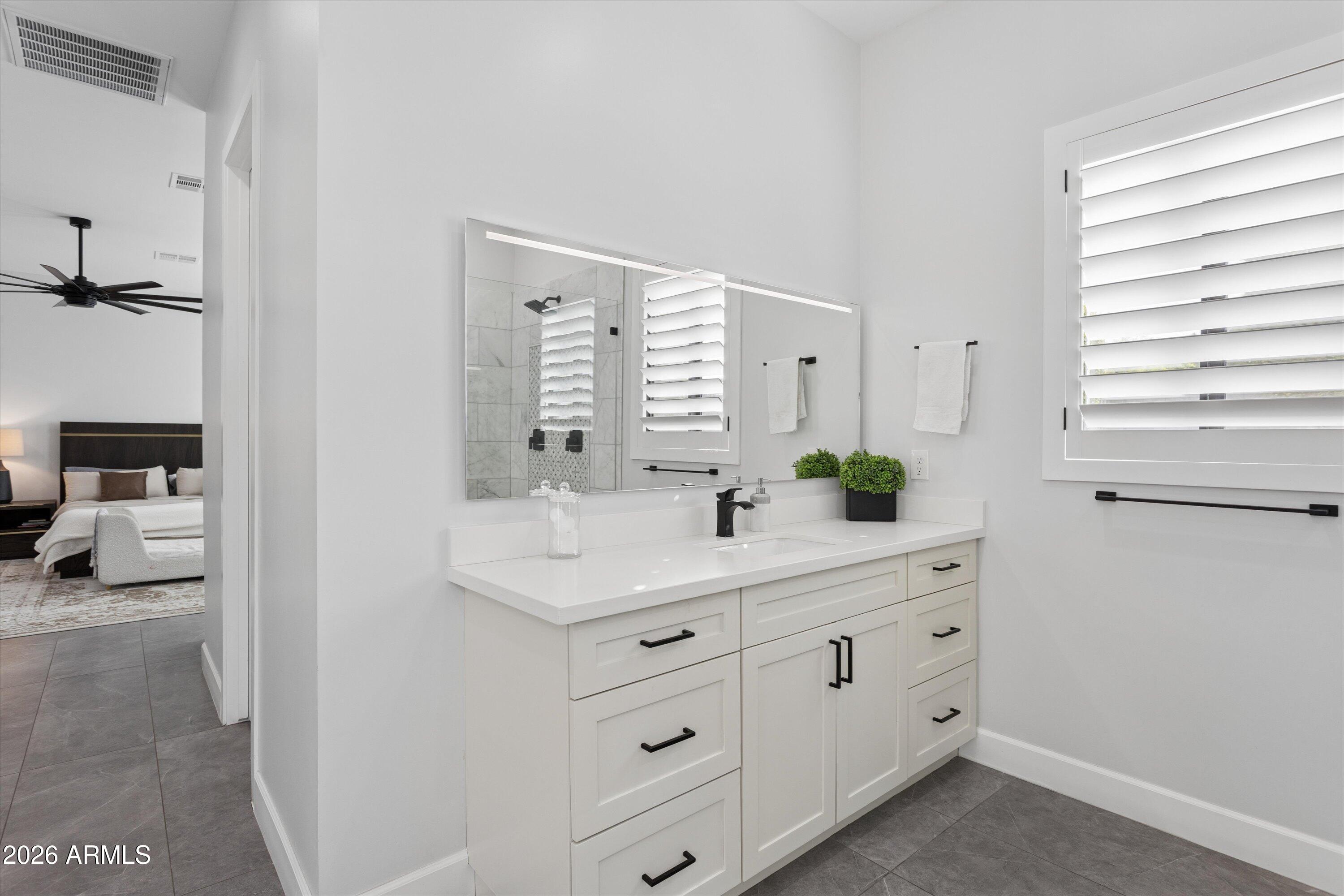 RUSSELL RANCH PHASE 3 REPLAT - Residential