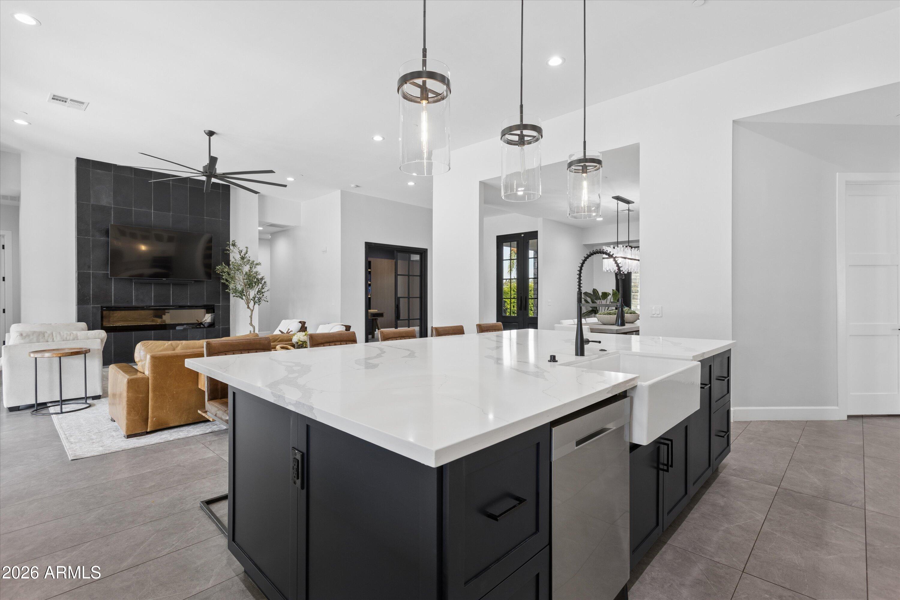 RUSSELL RANCH PHASE 3 REPLAT - Residential