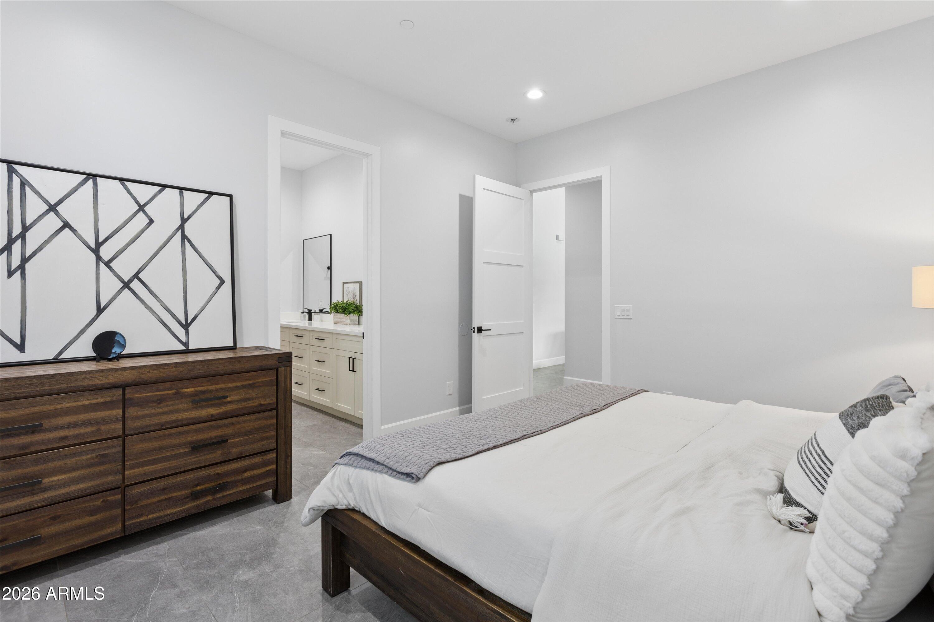 RUSSELL RANCH PHASE 3 REPLAT - Residential