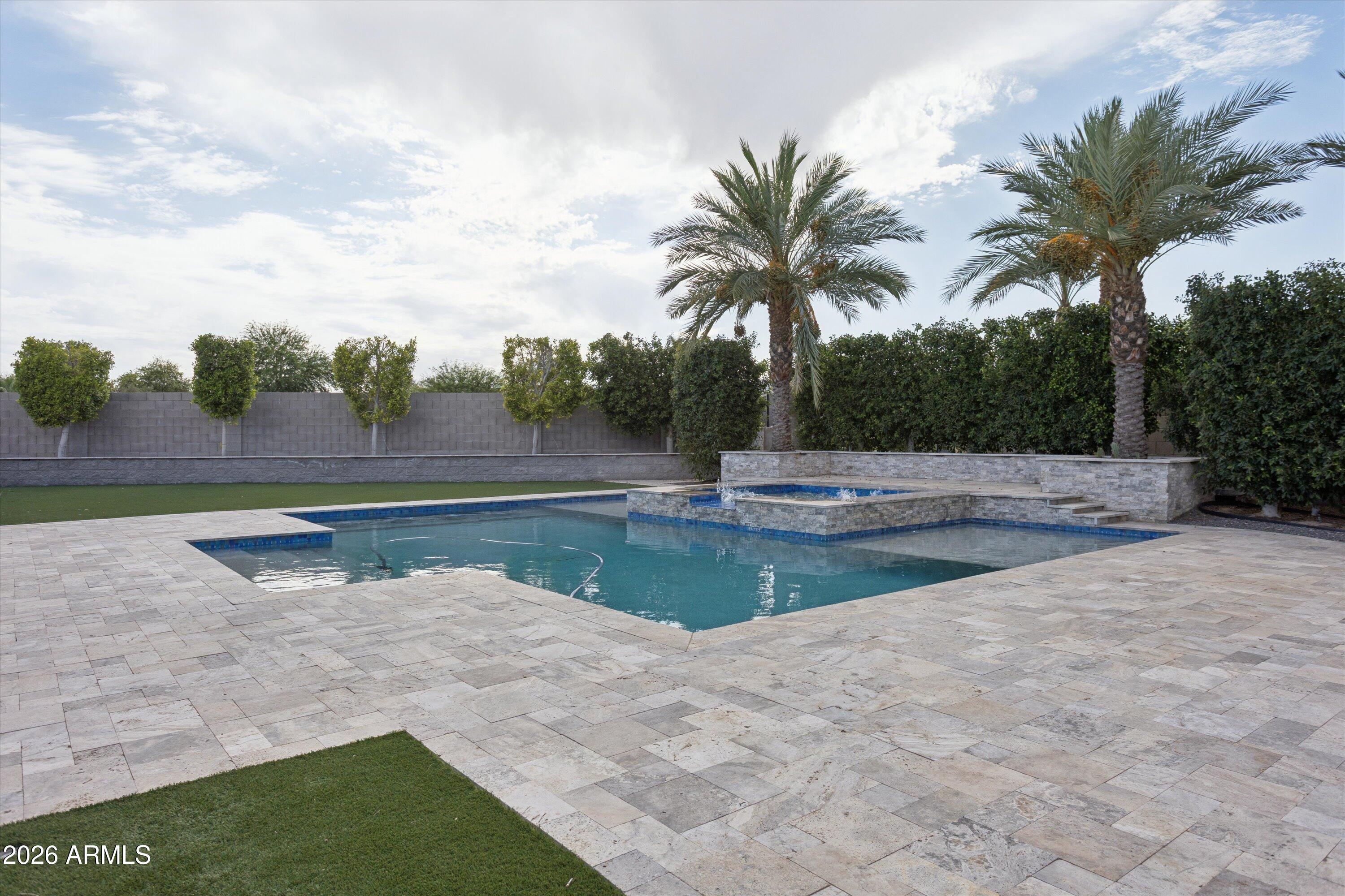 RUSSELL RANCH PHASE 3 REPLAT - Residential