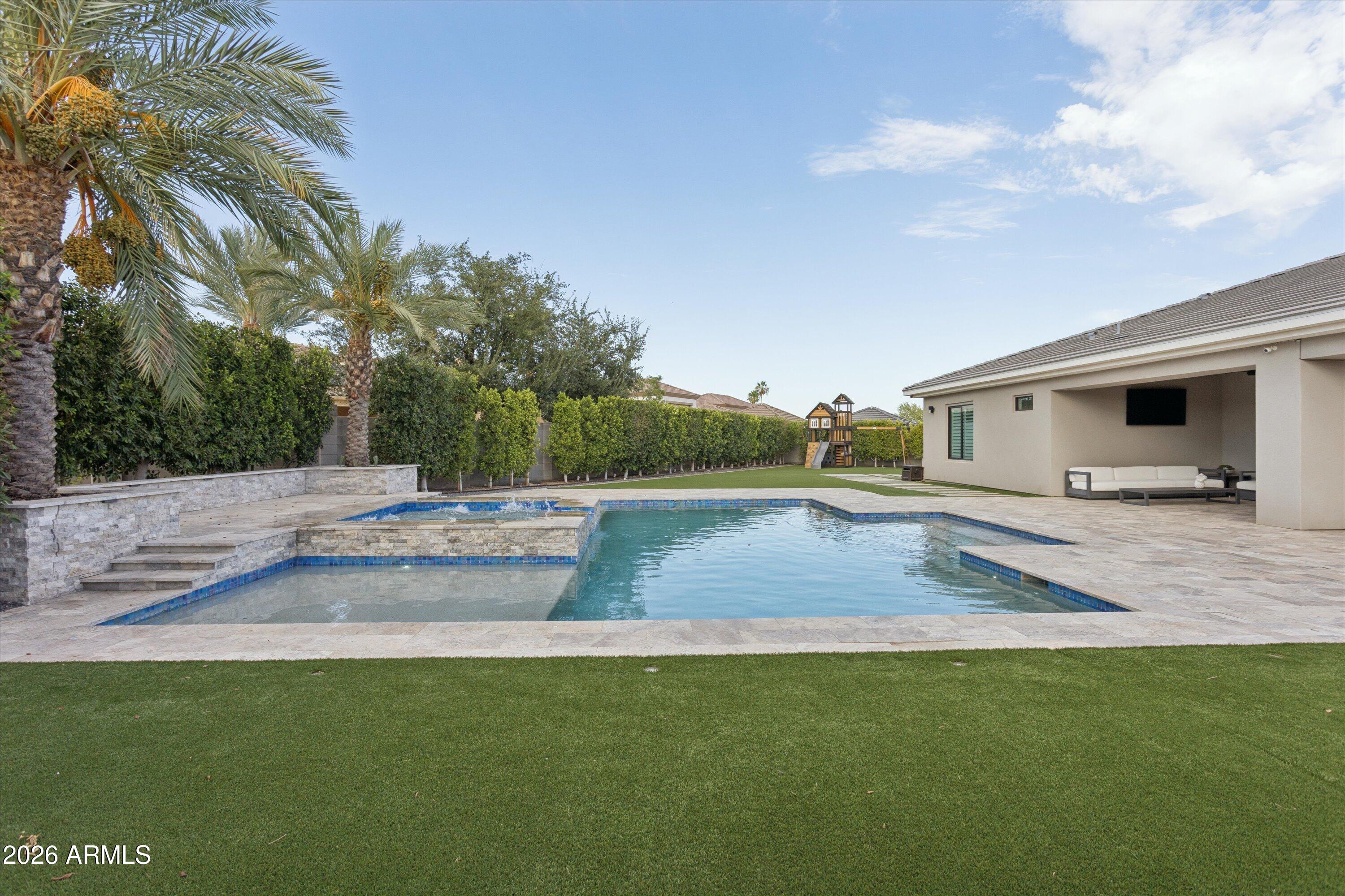 RUSSELL RANCH PHASE 3 REPLAT - Residential