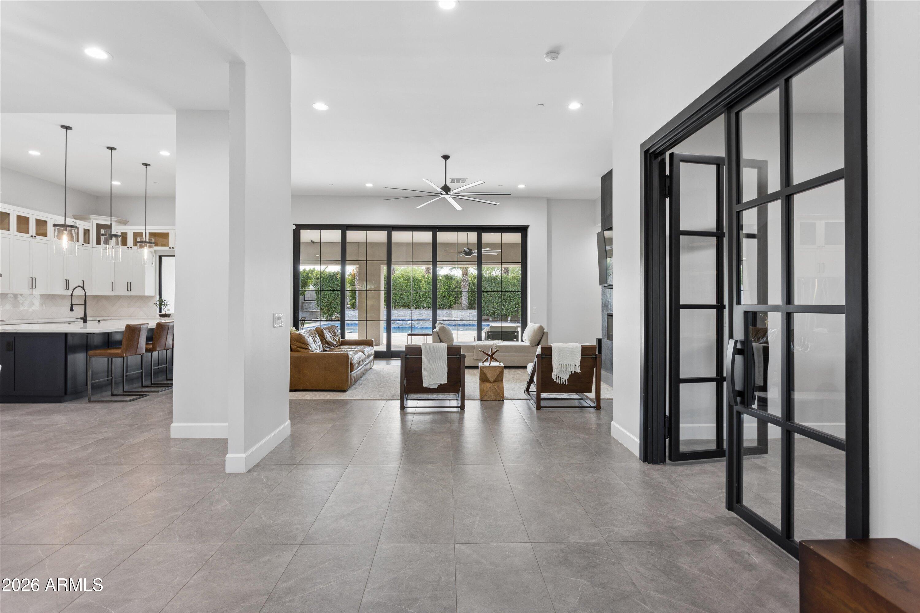 RUSSELL RANCH PHASE 3 REPLAT - Residential