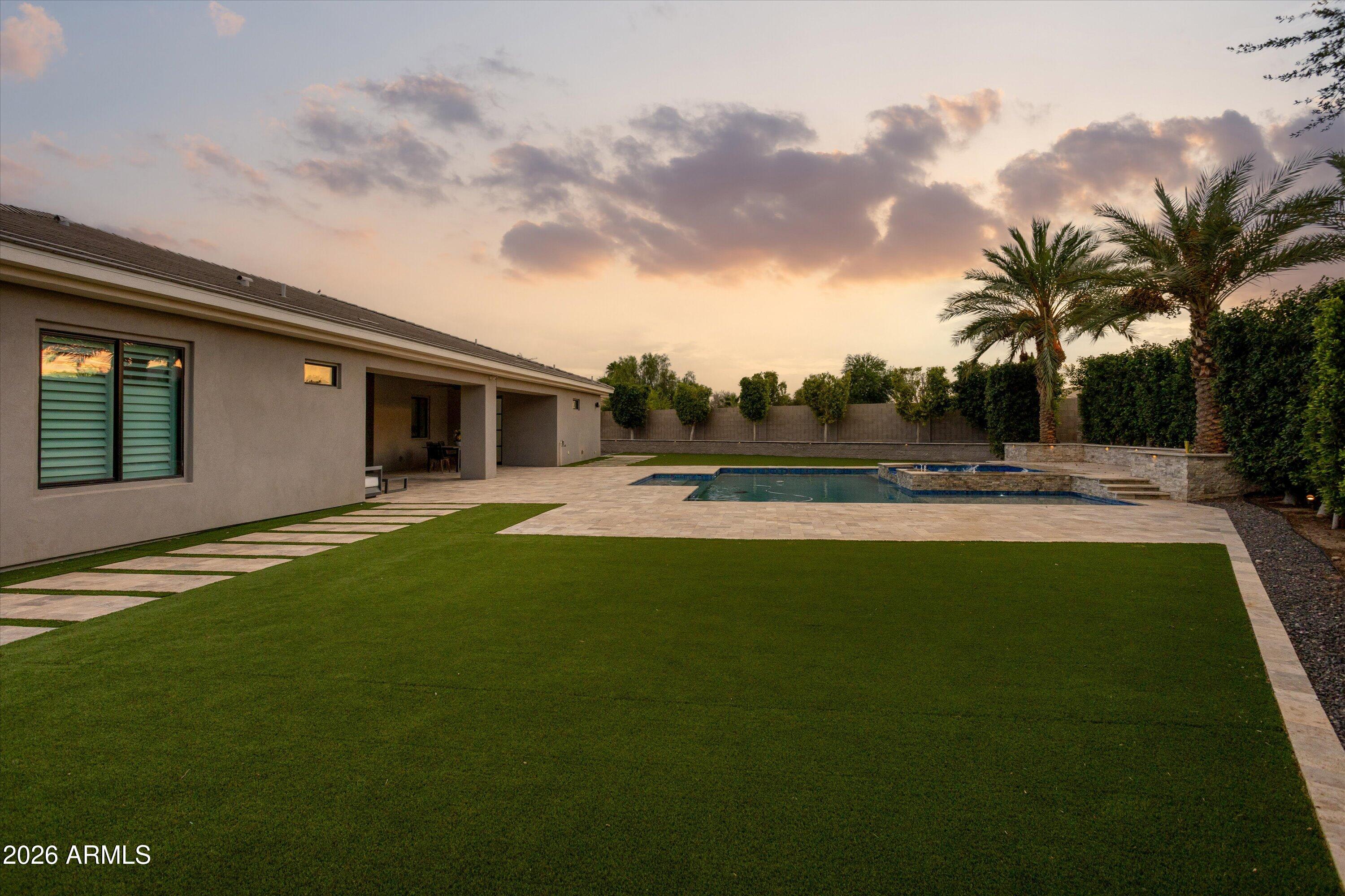 RUSSELL RANCH PHASE 3 REPLAT - Residential