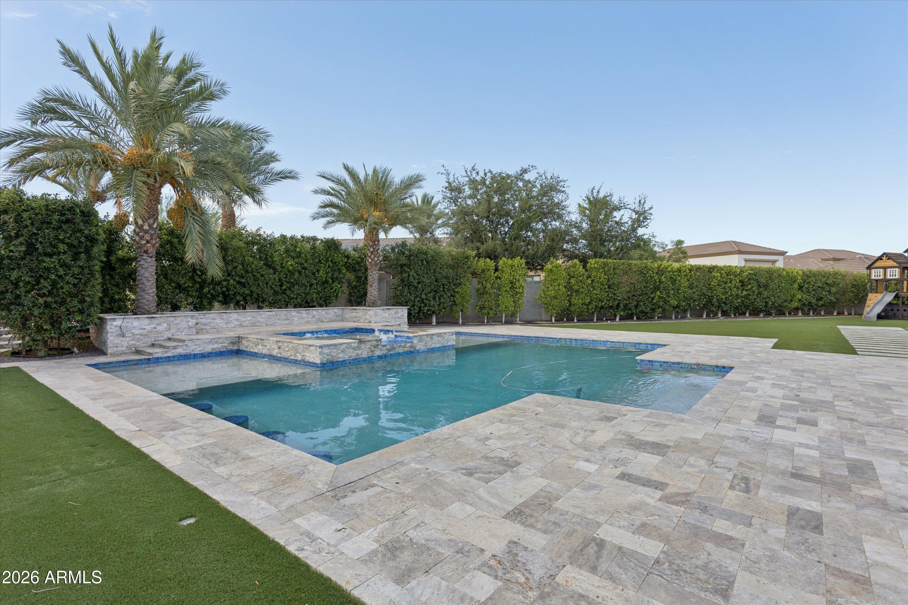 RUSSELL RANCH PHASE 3 REPLAT - Residential
