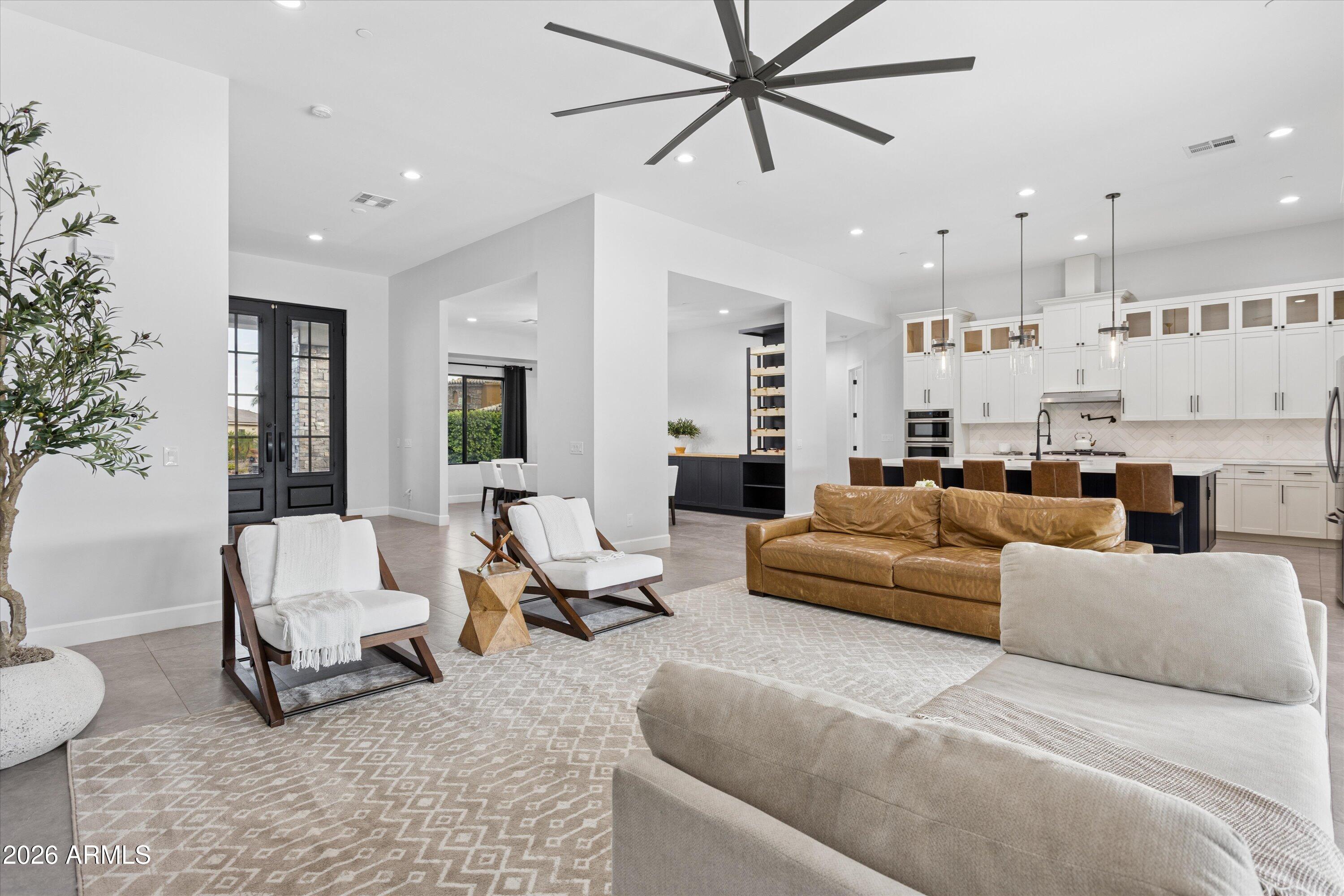 RUSSELL RANCH PHASE 3 REPLAT - Residential