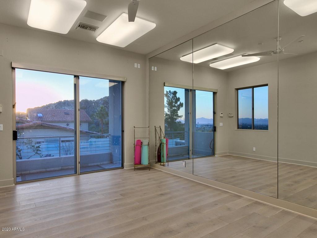 PALM CANYON - Residential