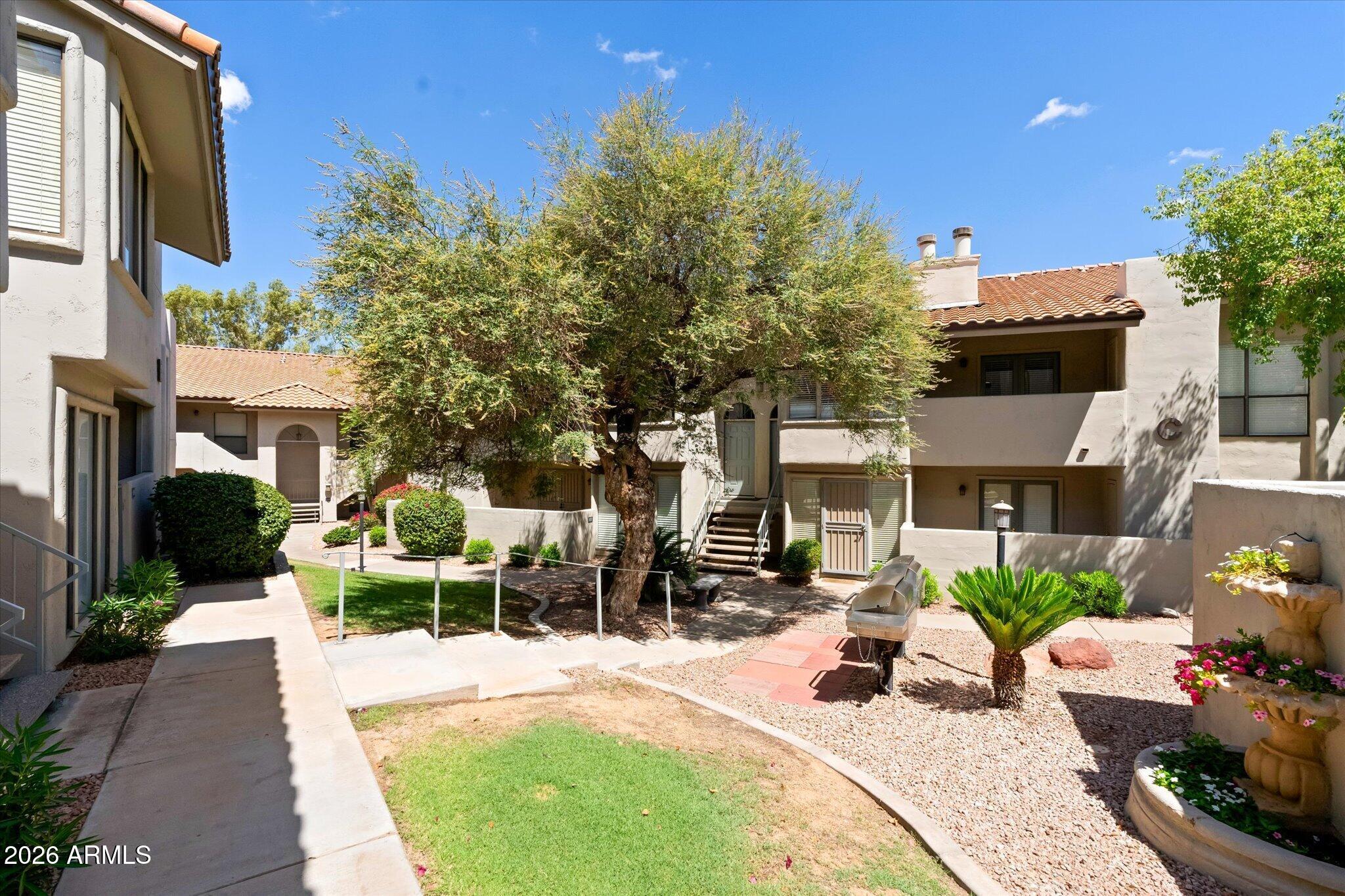 MOUNTAIN PARK CONDOMINIUMS UNIT 111-128 211-228 - Residential