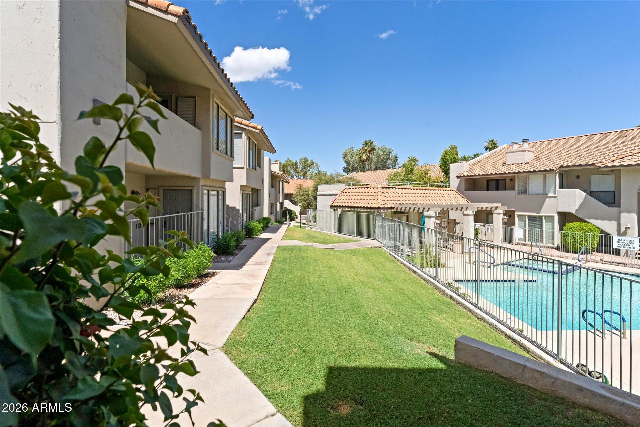 MOUNTAIN PARK CONDOMINIUMS UNIT 111-128 211-228 - Residential