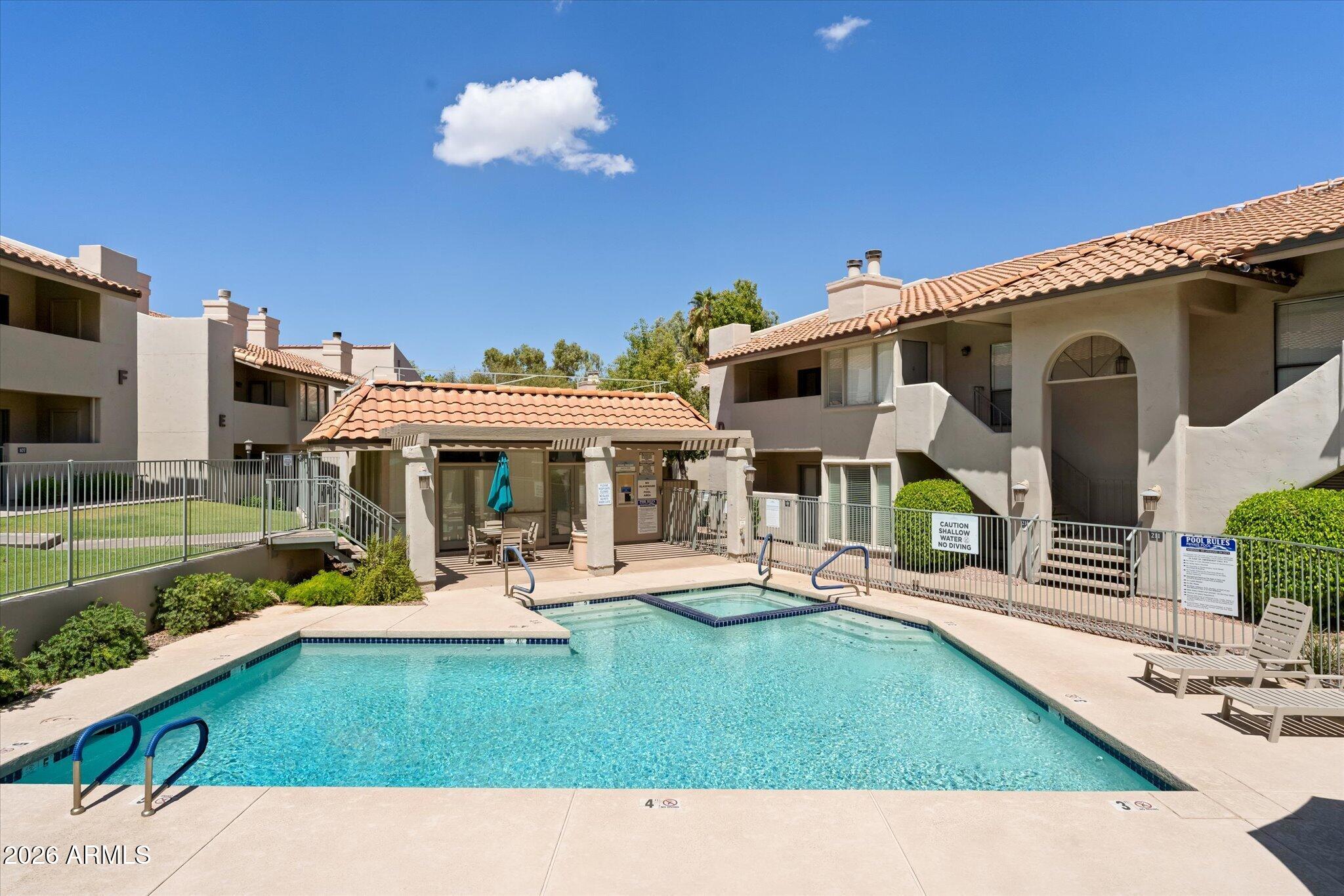 MOUNTAIN PARK CONDOMINIUMS UNIT 111-128 211-228 - Residential