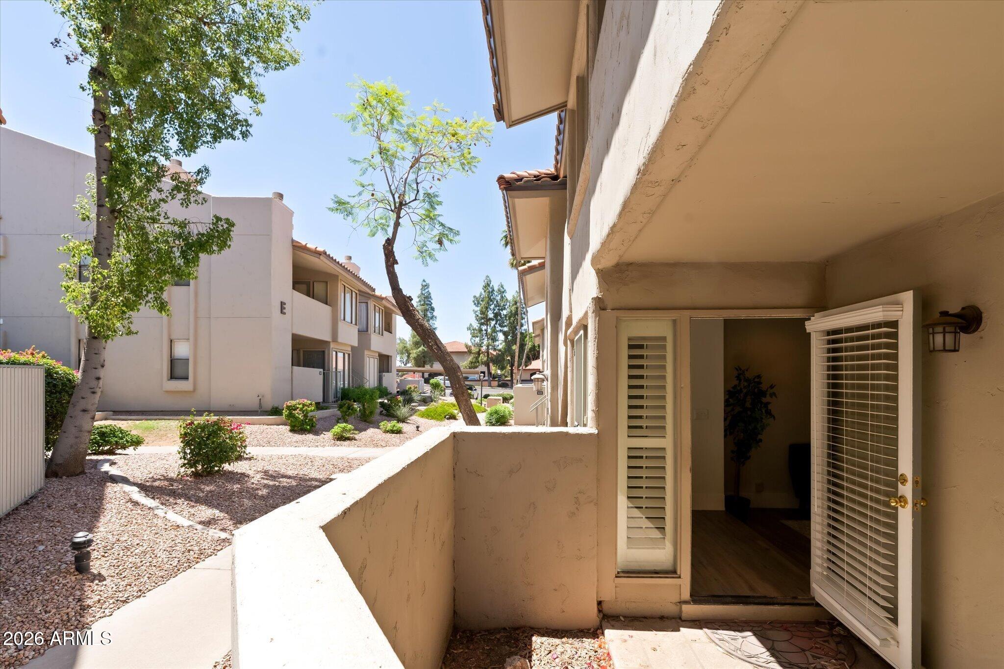 MOUNTAIN PARK CONDOMINIUMS UNIT 111-128 211-228 - Residential