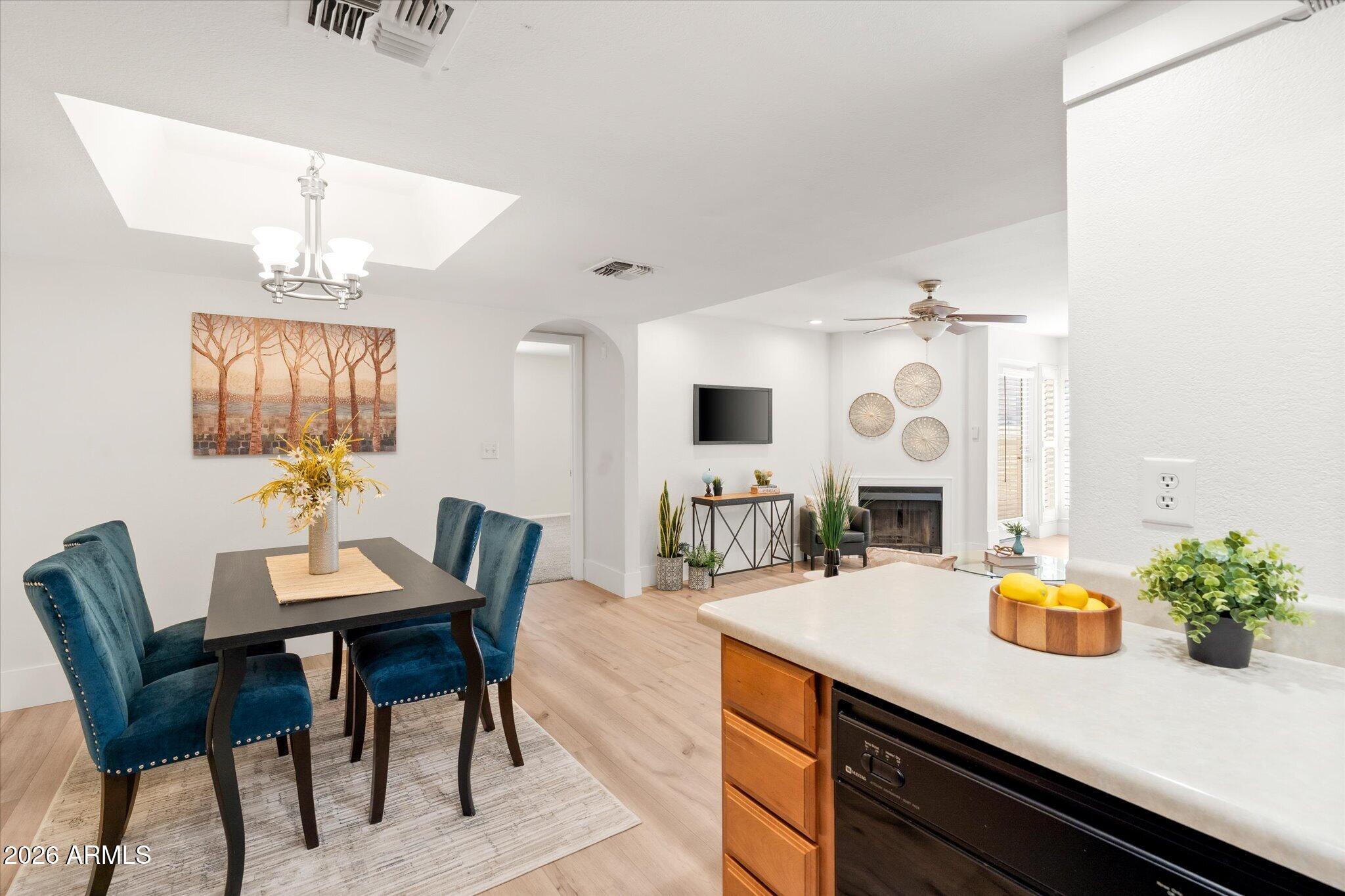 MOUNTAIN PARK CONDOMINIUMS UNIT 111-128 211-228 - Residential